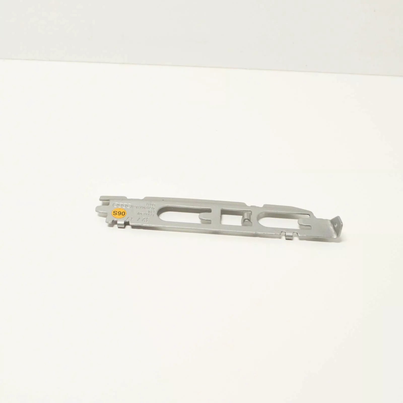 NEW AUDI A7 SPORTBACK 4GA REAR BUMPER LEFT SECURING STRIP 4G8807863 ORIGINAL