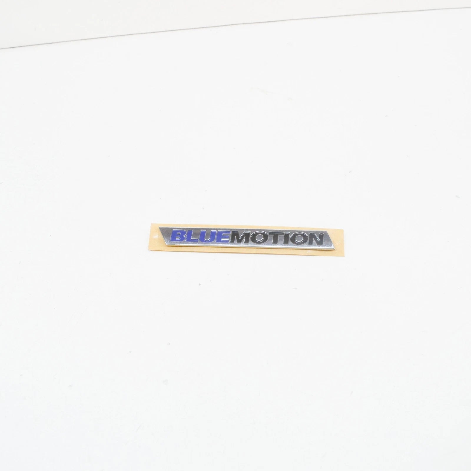 NEW VOLKSWAGEN GOLF MK7 5G BLUEMOTION BADGE STICKER 5G0853679H AFM ORIGINAL