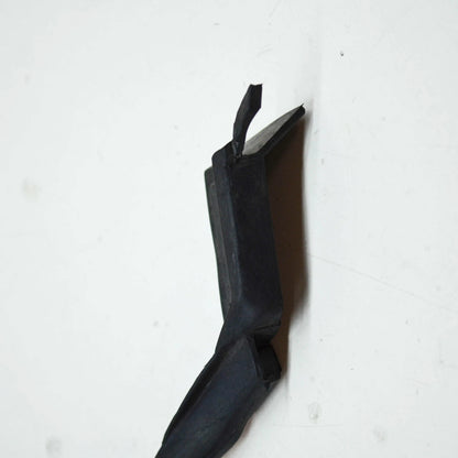 NEW BMW 7 E38 FRONT RIGHT SEALING GASKET BETWEEN DOORS 51218125596 ORIGINAL