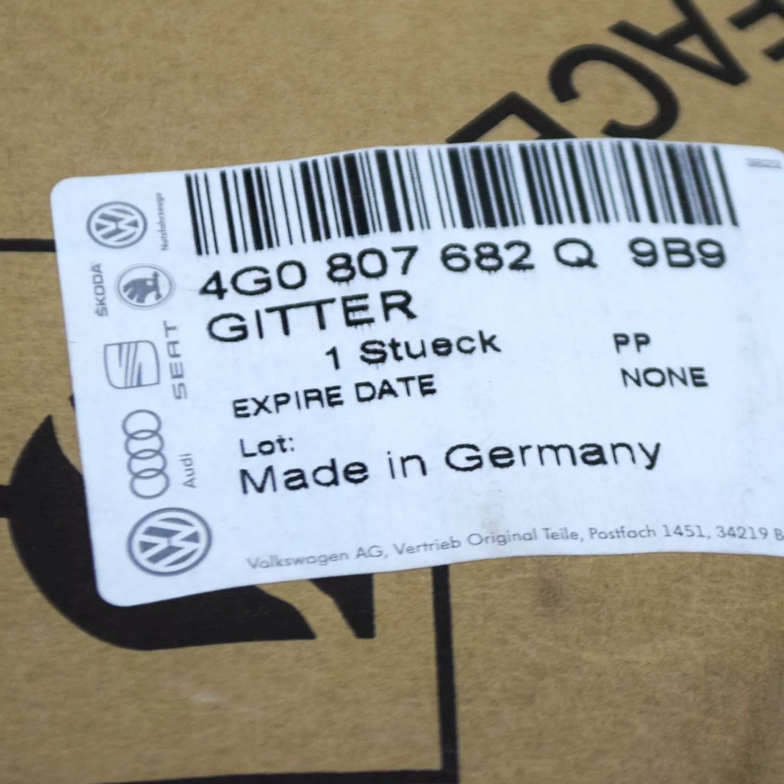 NEW AUDI A6 C7 FRONT BUMPER RIGHT GRILLE 4G0807682Q9B9 4G0807682Q 9B9