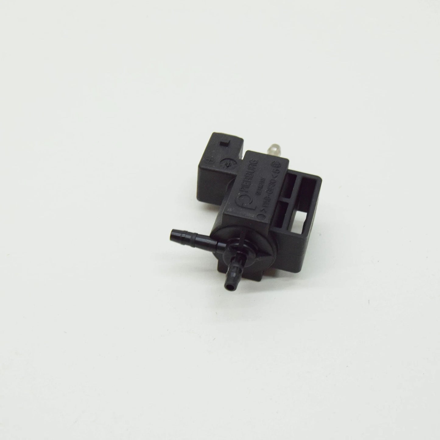 NEW BMW 7 F01 CHANGEOVER VALVE 13637591625 7591625 ORIGINAL