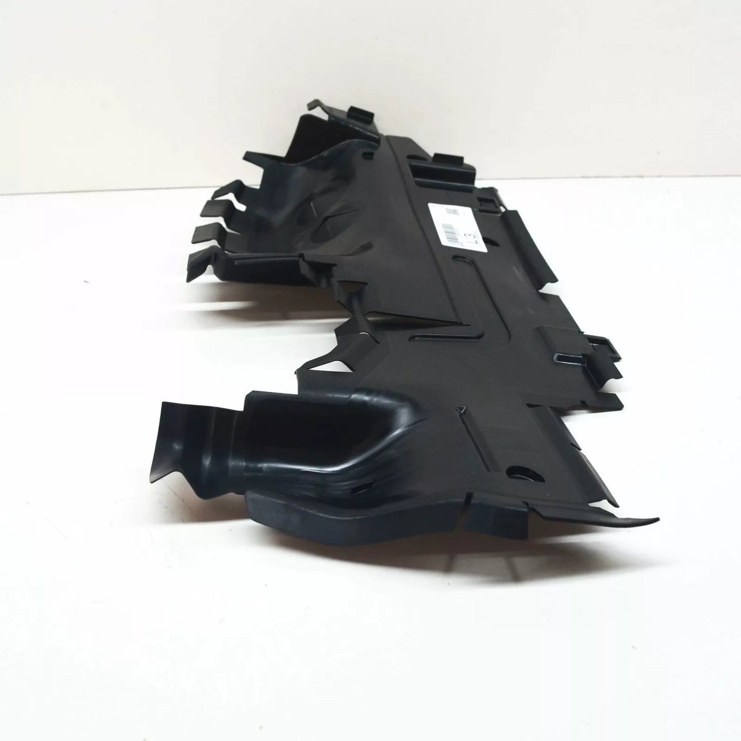 NEW AUDI Q7 4M RIGHT AIR GUIDE 4M0121284CK ORIGINAL