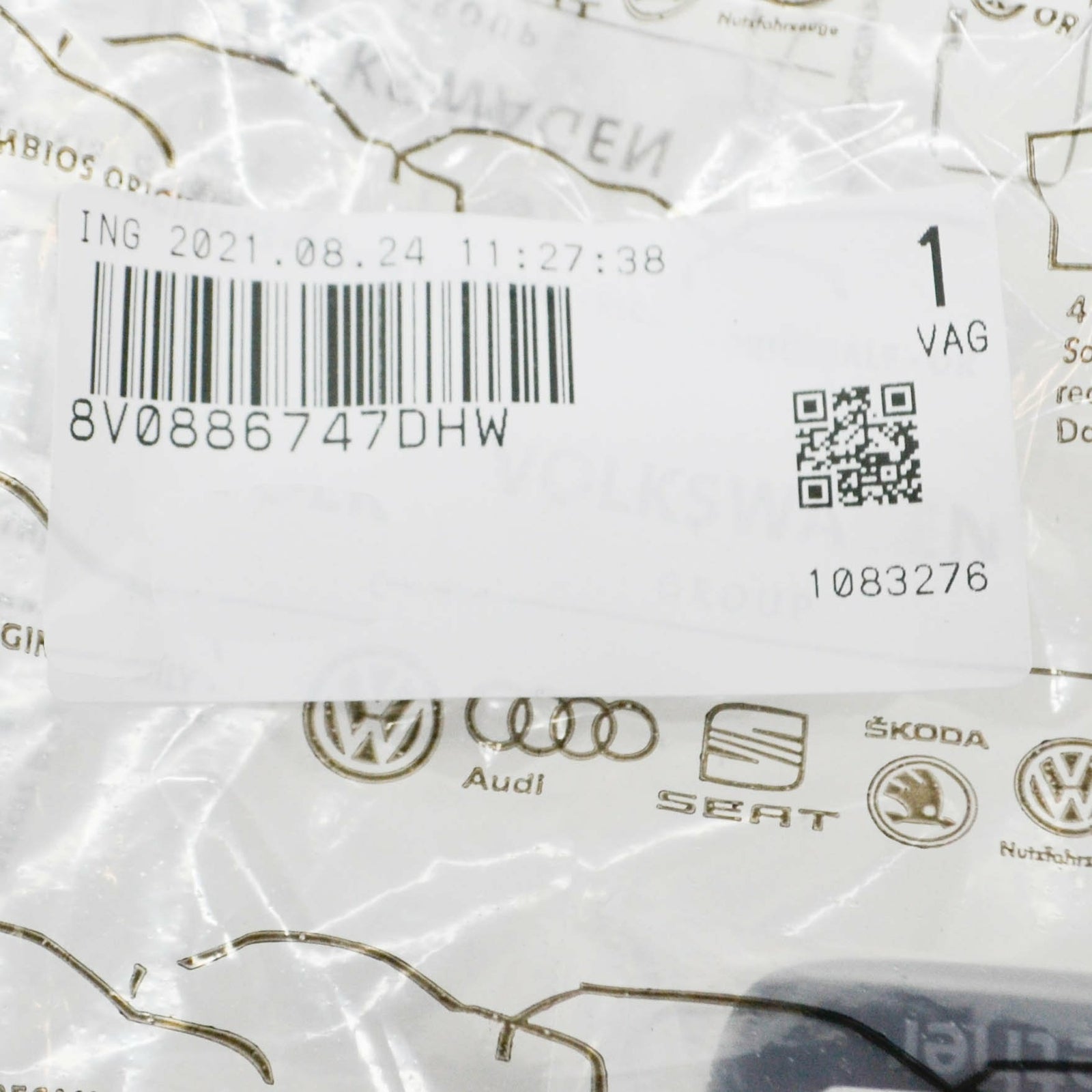 new audi a3 8v rear seat belt guide trim 8v0886747dhw original