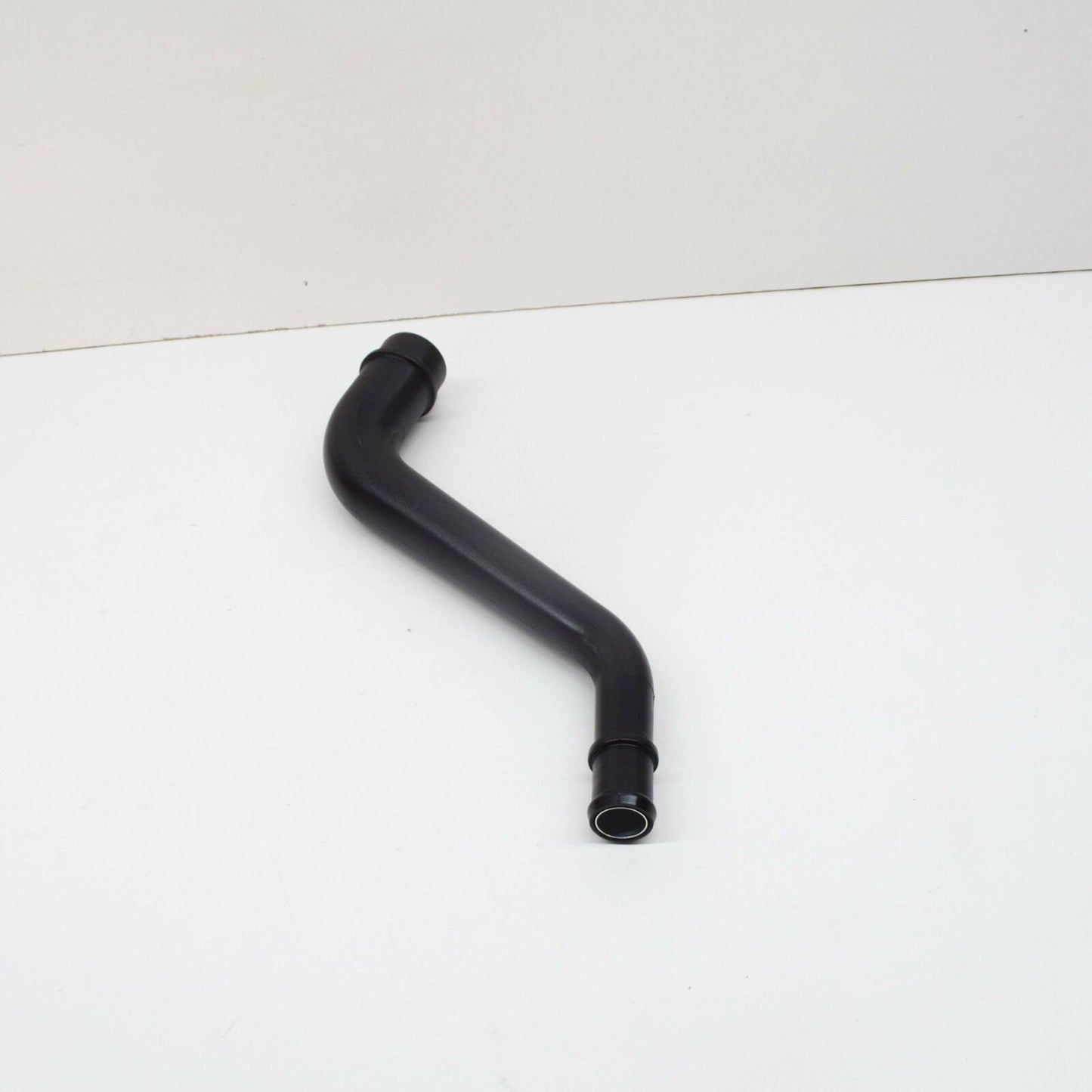 NEW VOLKSWAGEN TRANSPORTER T5 ENGINE CRANKCASE BREATHER LINE 06A103217C ORIGINAL