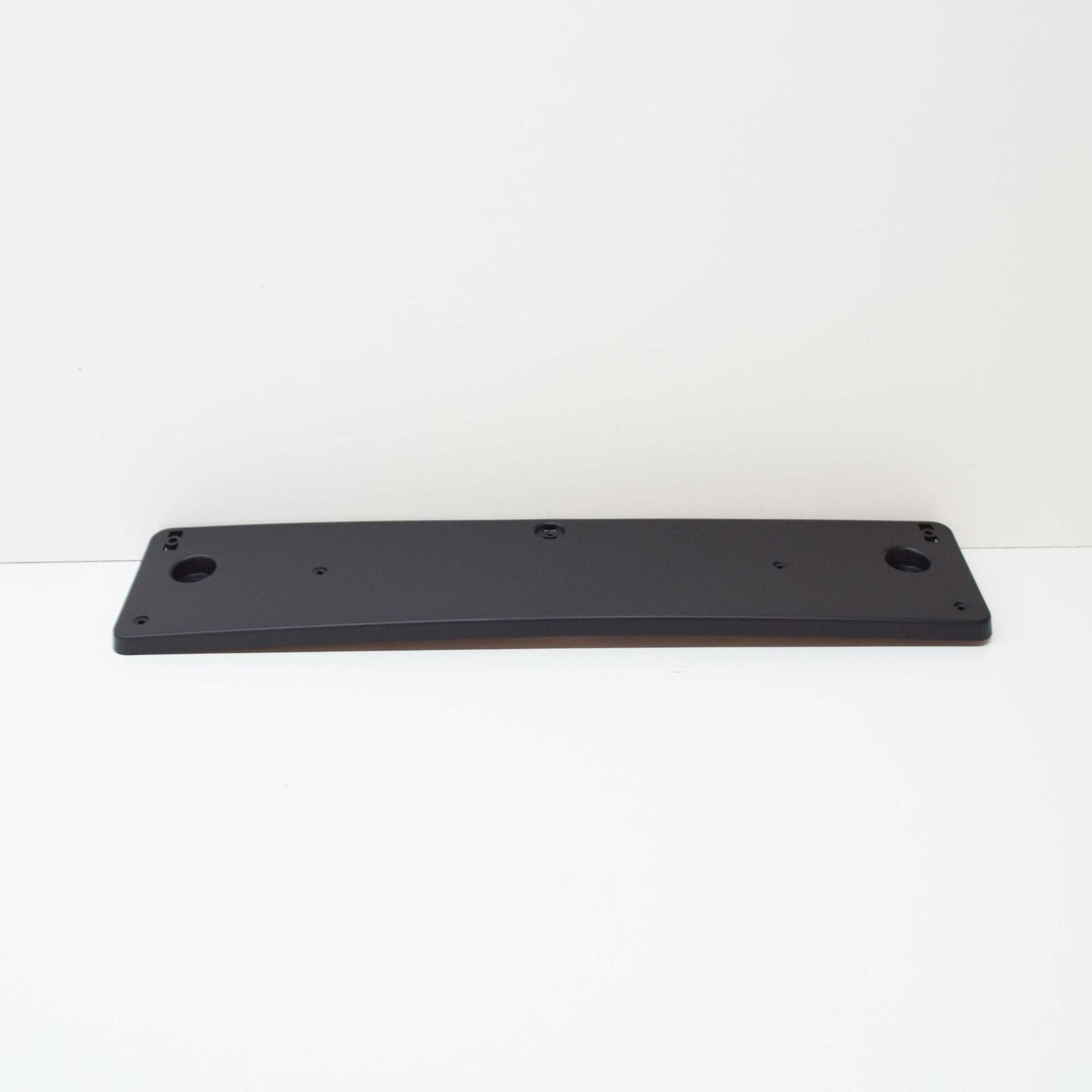 NEW MERCEDES-BENZ W176 A-CLASS AMG FRONT NUMBER PLATE PLINTH A1768801700