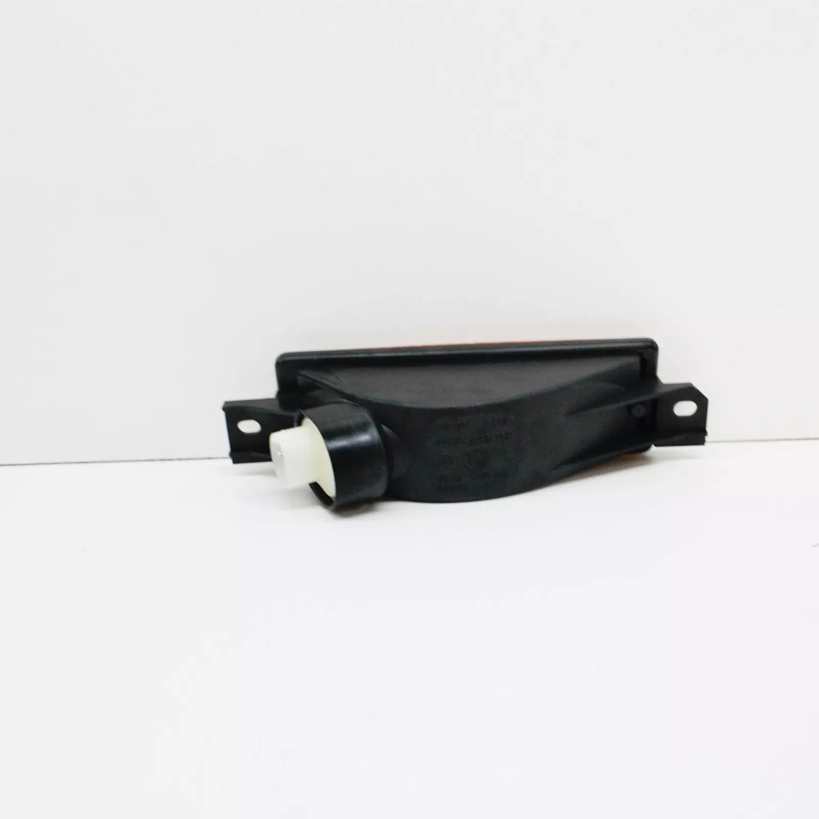 NEW BMW 3 E30 FRONT LEFT TURN SIGNAL 63131380965 1380965 ORIGINAL