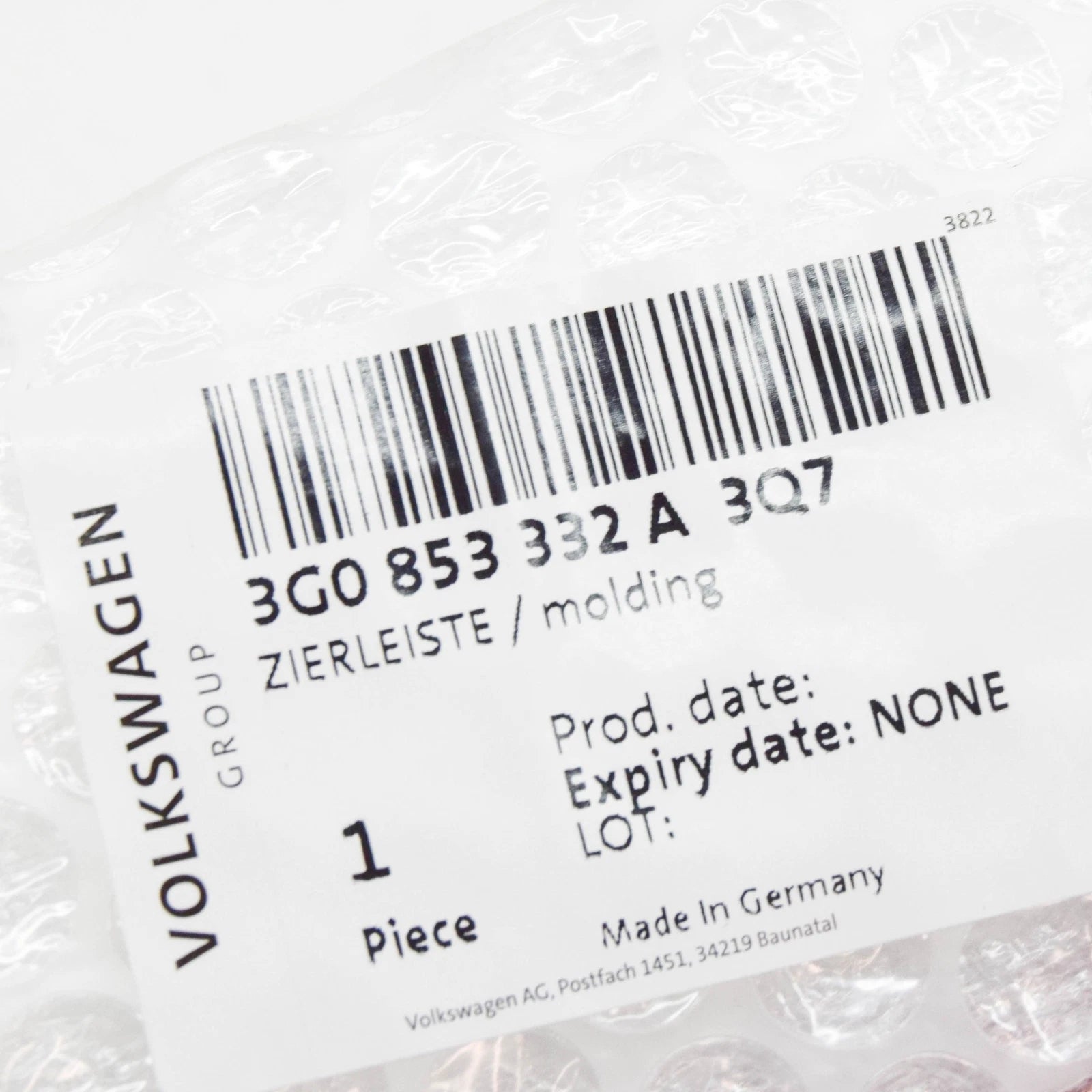 NEW VOLKSWAGEN PASSAT B8 3G FRONT RIGHT DOOR LOWER MOLDING 3G0853332A3Q7