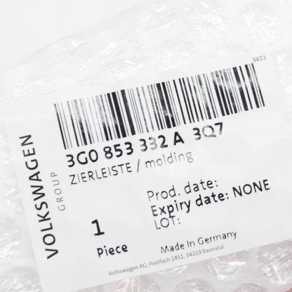 NEW VOLKSWAGEN PASSAT B8 3G FRONT RIGHT DOOR LOWER MOLDING 3G0853332A3Q7