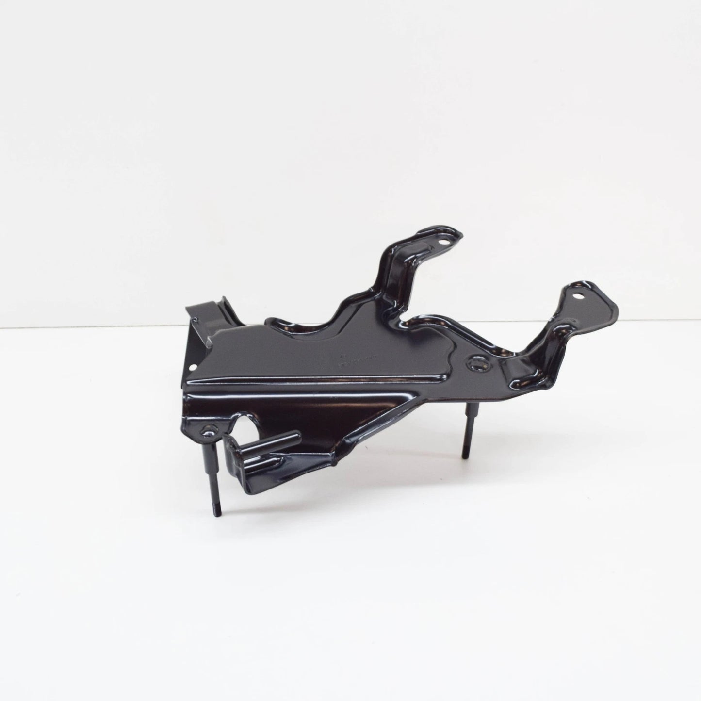 NEW MERCEDES-BENZ E W211 COMPRESSOR BRACKET A2113201843 ORIGINAL