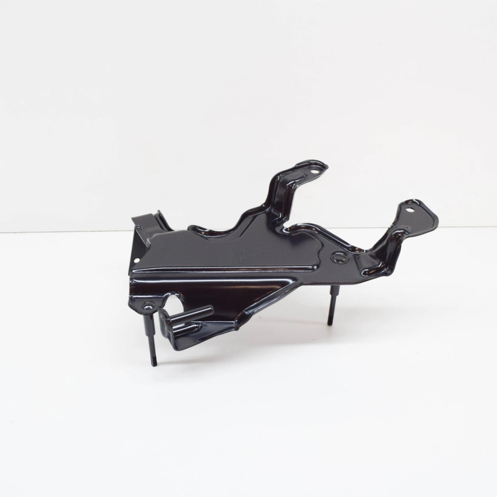 NEW MERCEDES-BENZ E W211 COMPRESSOR BRACKET A2113201843 ORIGINAL