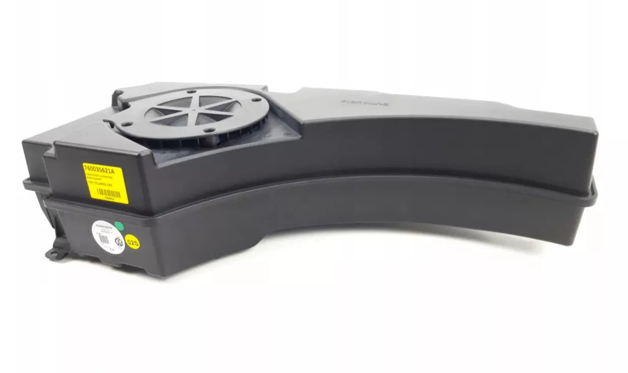 NEW VOLKSWAGEN TOUAREG CR MK3 REAR SUBWOOFER 760035621A ORIGINAL