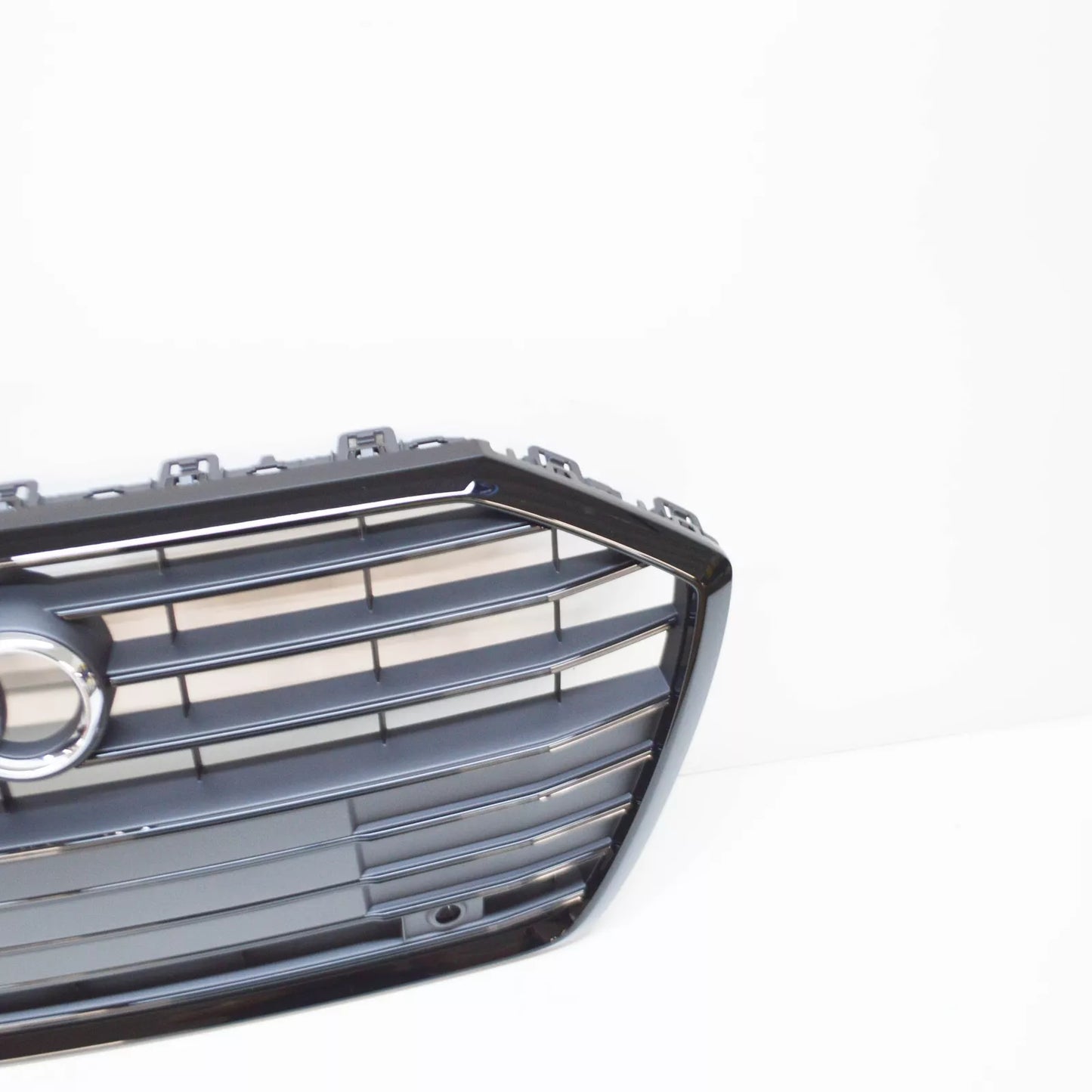 NEW AUDI A6 C8 RADIATOR GRILLE 4K0853651B 3FZ 4K0853651B3FZ ORIGINAL