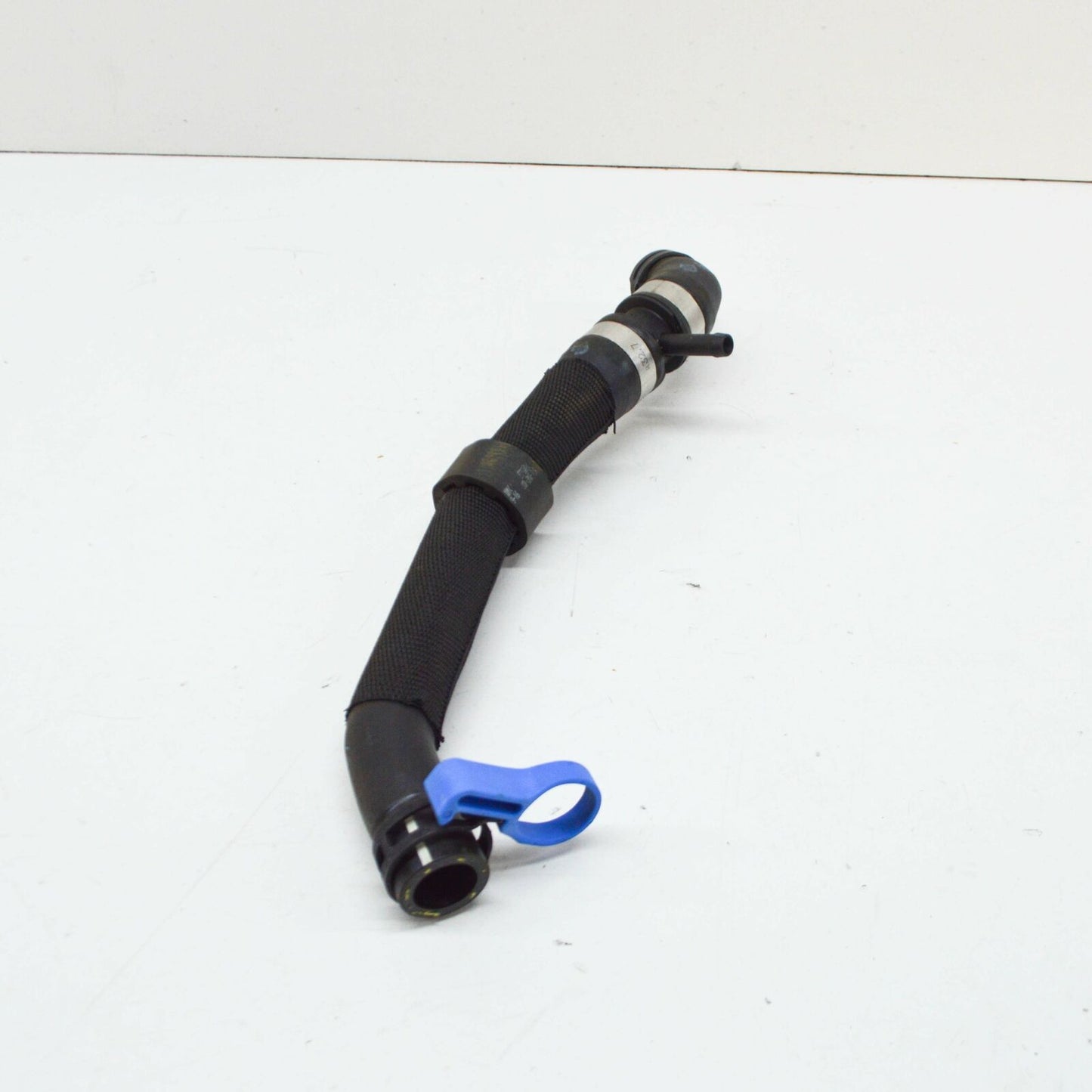 NEW MERCEDES-BENZ E W213 ENGINE COOLING WATER PIPE A2138309904 ORIGINAL
