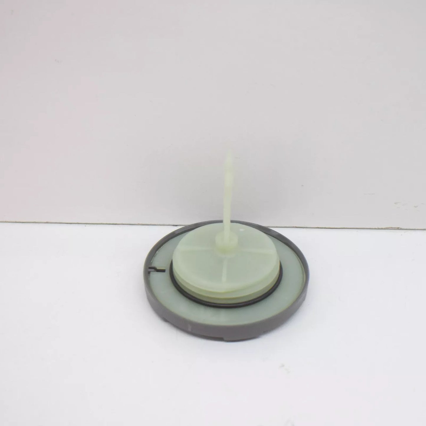 NEW AUDI A6 C6 POWER OIL COOLER RESERVOIR COVER 4F0422376A ORIGINAL