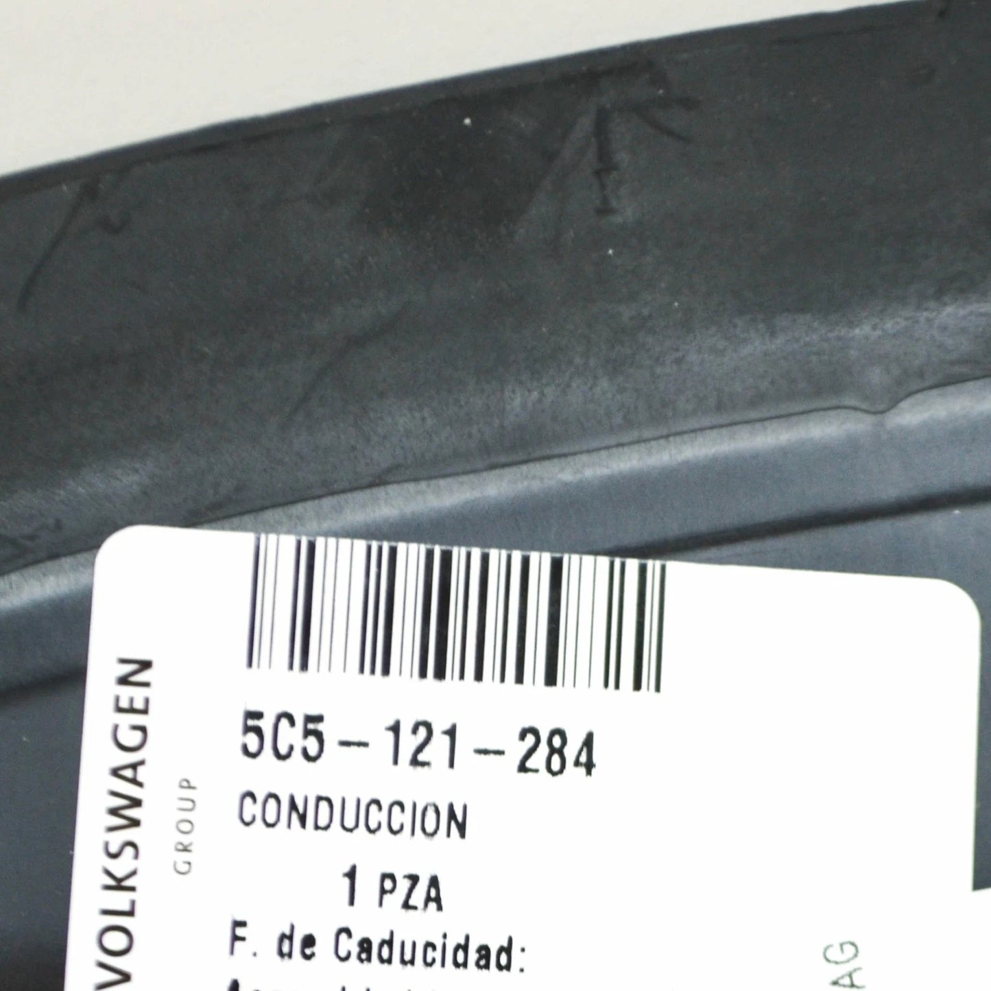 NEW VOLKSWAGEN BEETLE A5 RADIATOR RIGHT AIR GUIDE 5C5121284B ORIGINAL