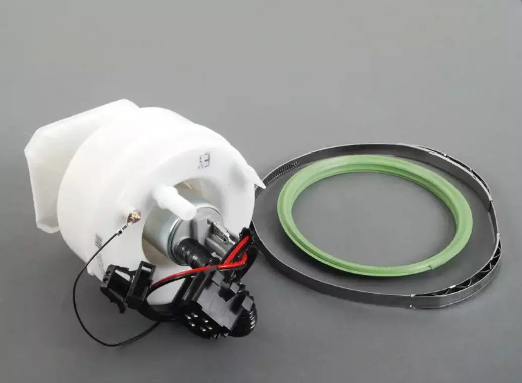 NEW BMW 3 E90 FUEL PUMP 16147194207 7194207 HNE ORIGINAL