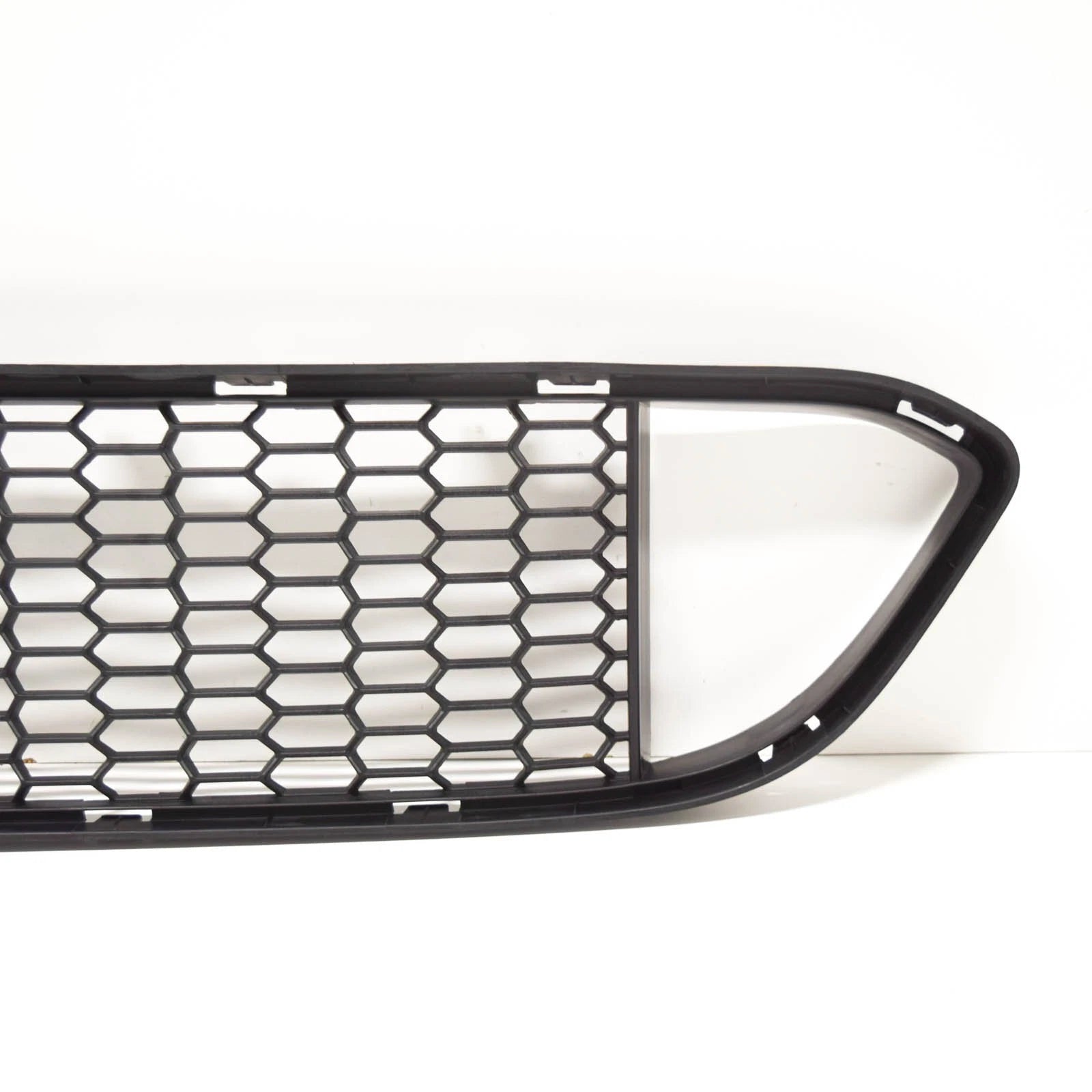 NEW BMW 3 E92 M-SPORT FRONT BUMPER LOWER GRILL 51118047402 8047402 ORIGINAL