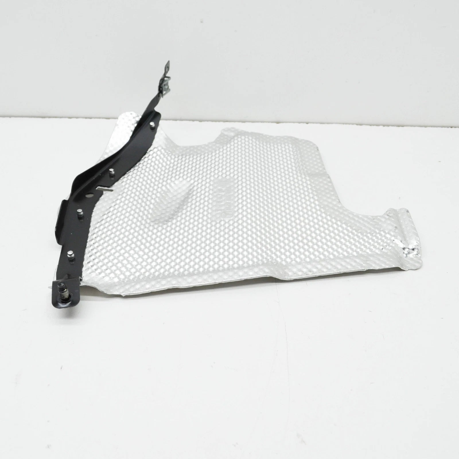 NEW MERCEDES-BENZ E W213 TOP RIGHT HEAT PROTECTION SHIELD A2136808308 ORIGINAL