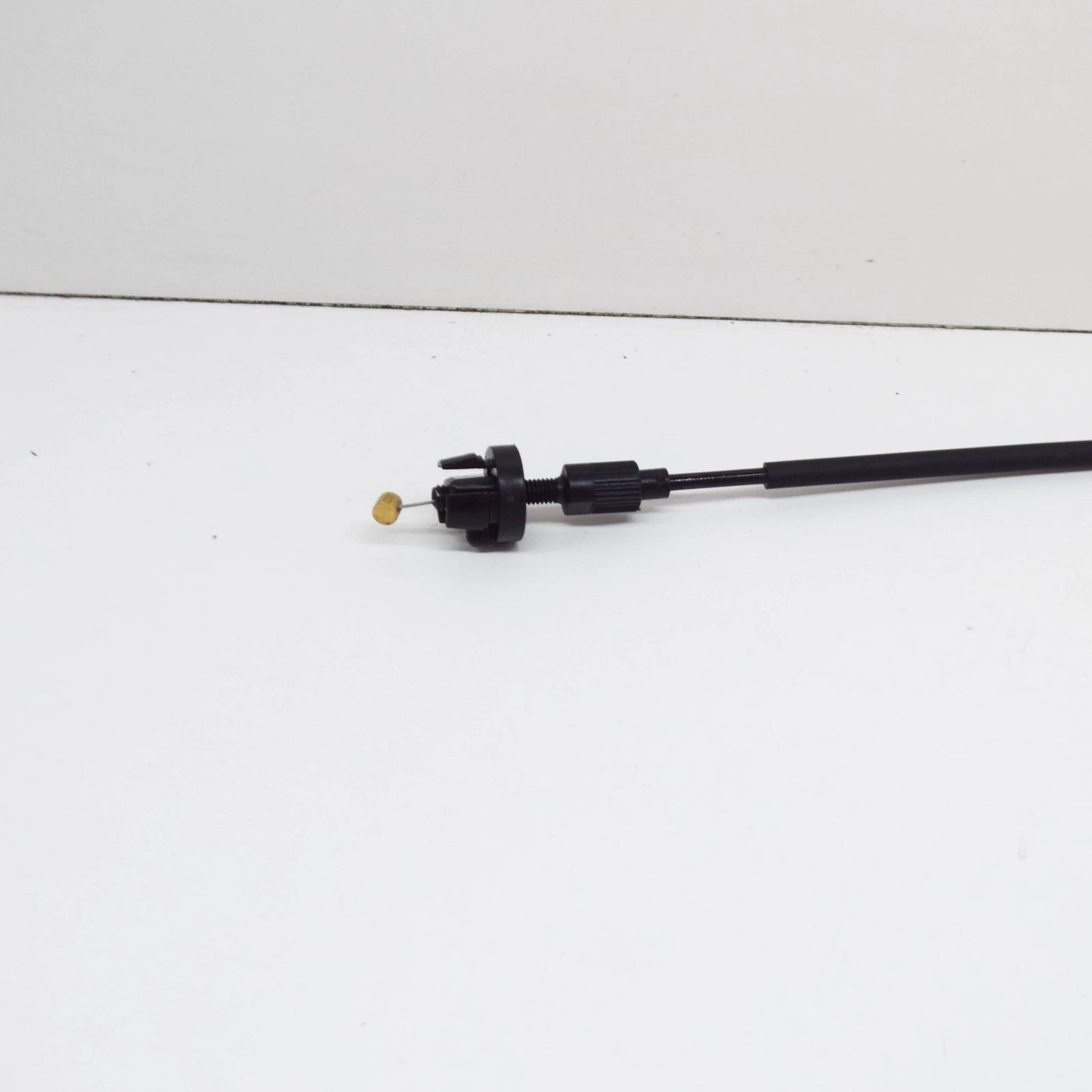 NEW BMW 7 E38 3.0I 160KW ACCELERATOR CABLE 35411162647 ORIGINAL