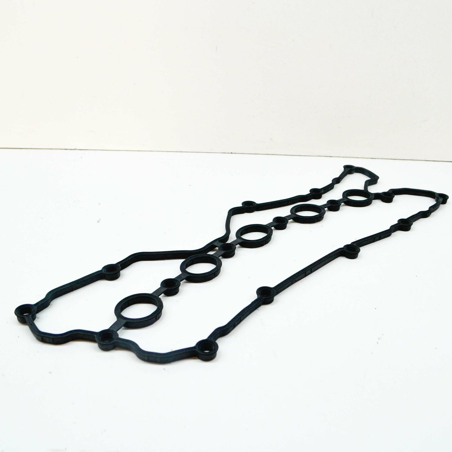 NEW AUDI A6 C6 RIGHT VALVE COVER GASKET 07L103484F ORIGINAL