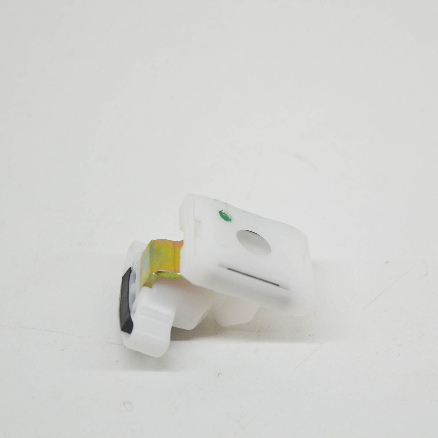 NEW MERCEDES-BENZ E W124 WINDOW REGULATOR SLIDING JAW A1267200042 ORIGINAL