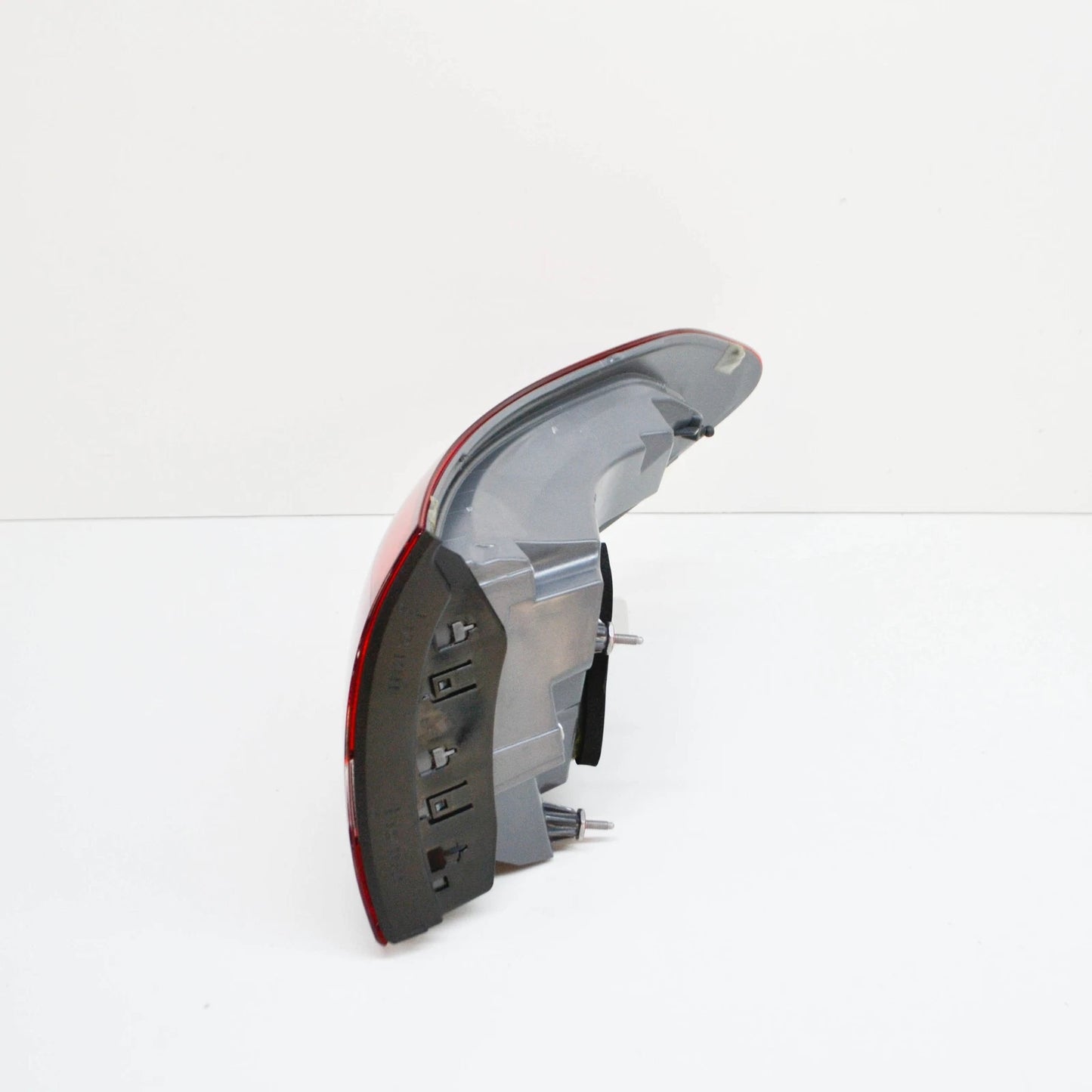 NEW MERCEDES-BENZ C W205 REAR LEFT OUTER TAILLIGHT A2059069902 ORIGINAL