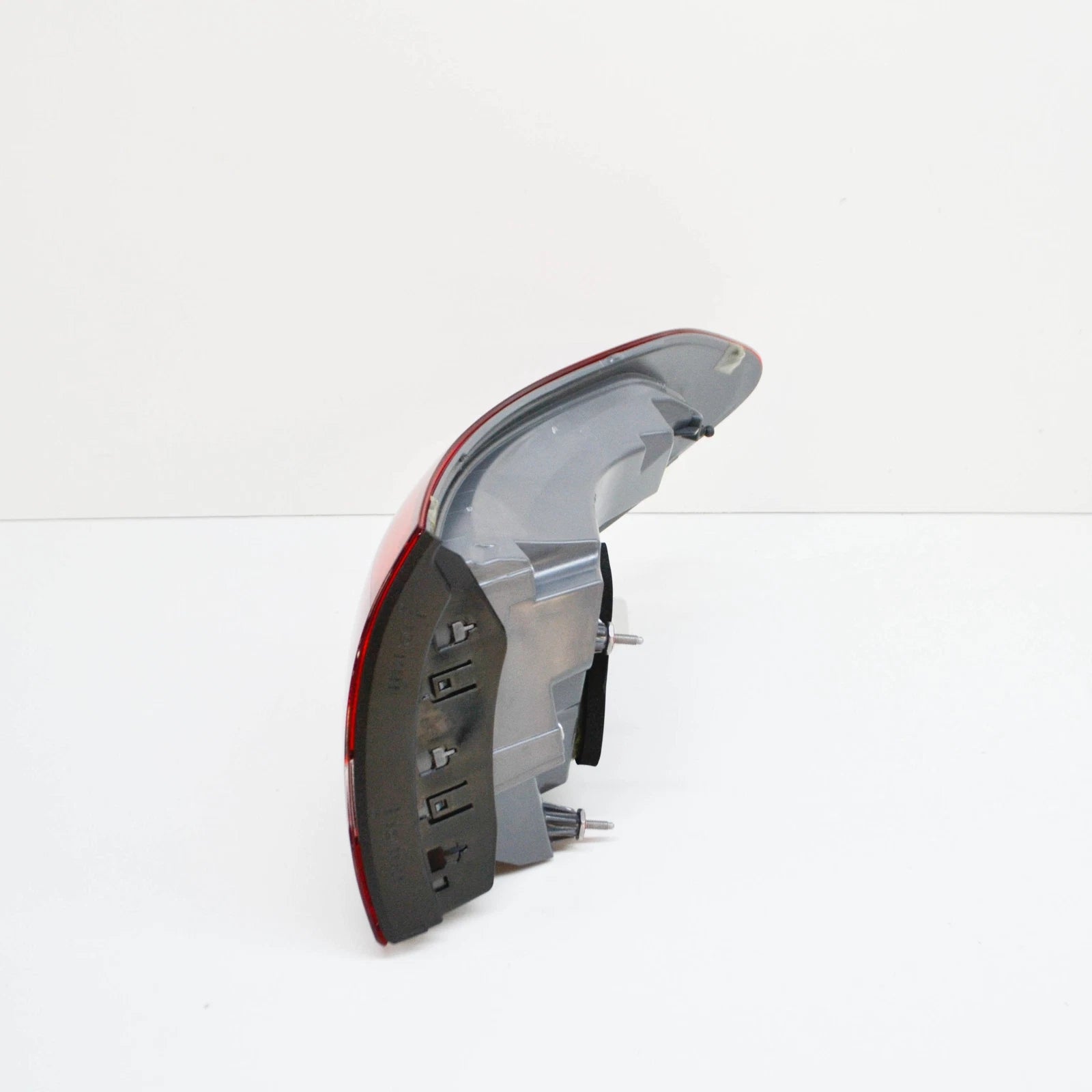 NEW MERCEDES-BENZ C W205 REAR LEFT OUTER TAILLIGHT A2059069902 ORIGINAL