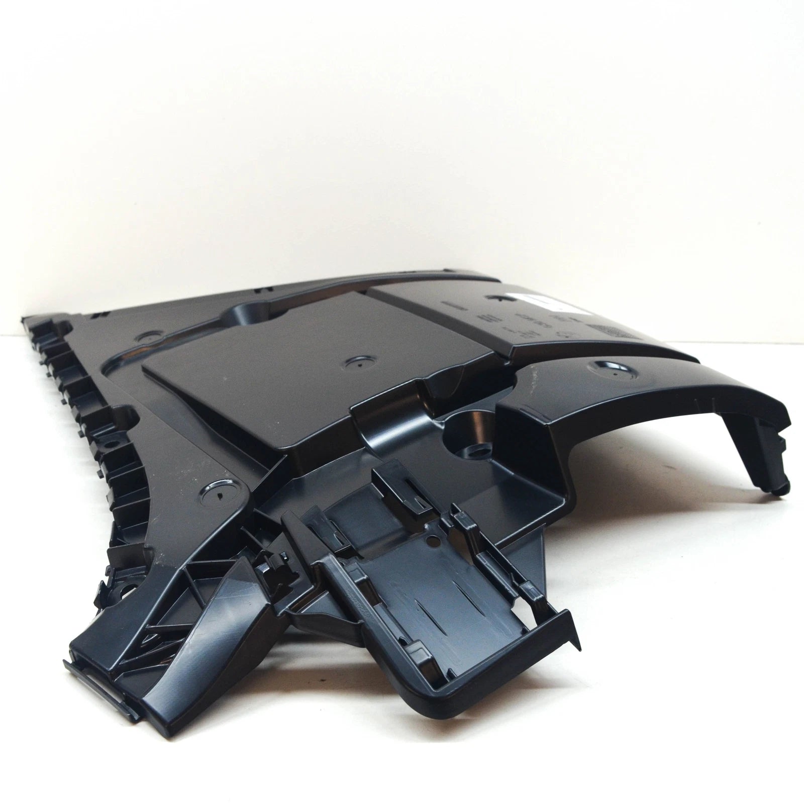 NEW BMW 5 G30 M REAR RIGHT BUMPER BRACKET GUIDE 51128066722 ORIGINAL