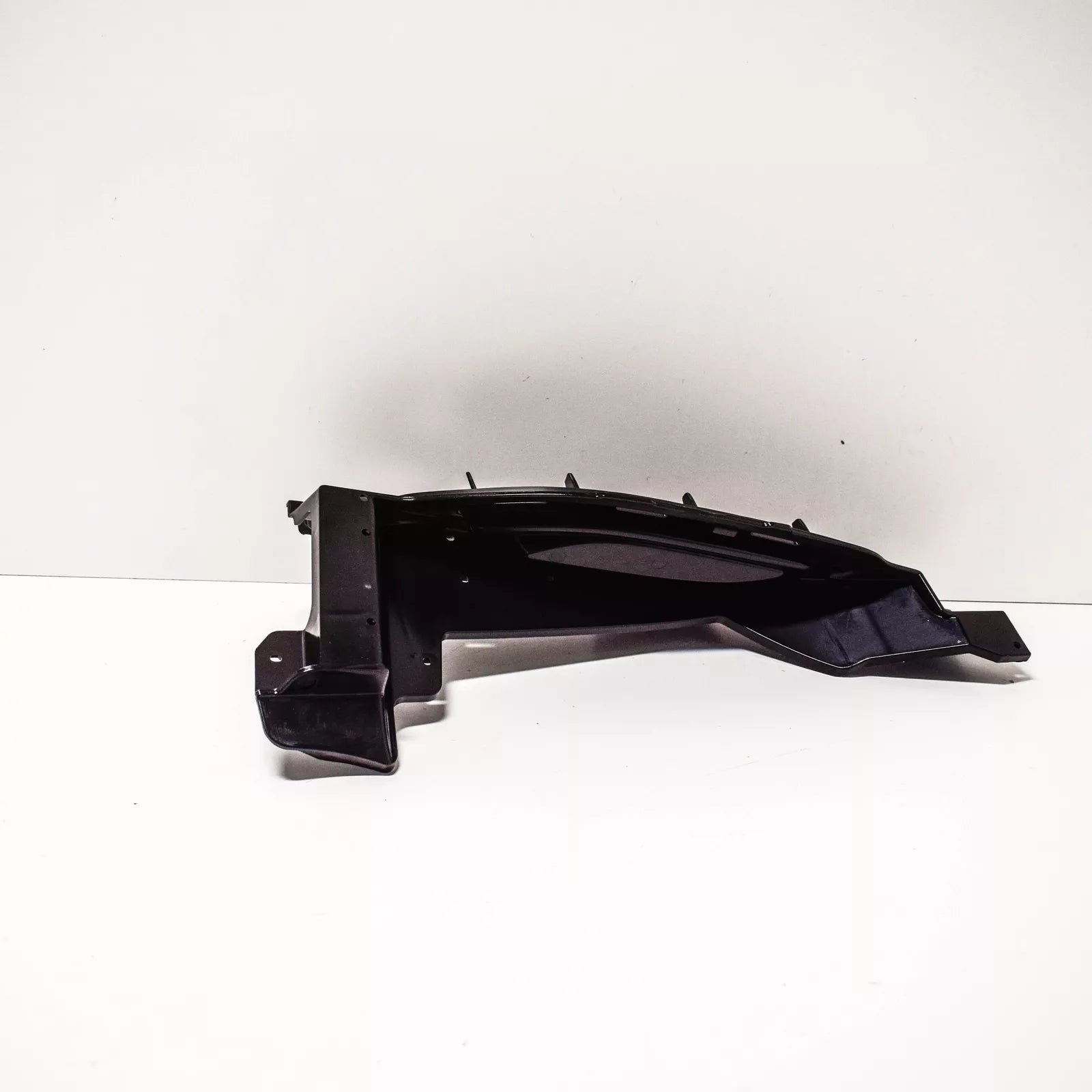 NEW MERCEDES-BENZ C W205 REAR EXHAUST RIGHT TAIL TIP TRIM A2058850456 ORIGINAL