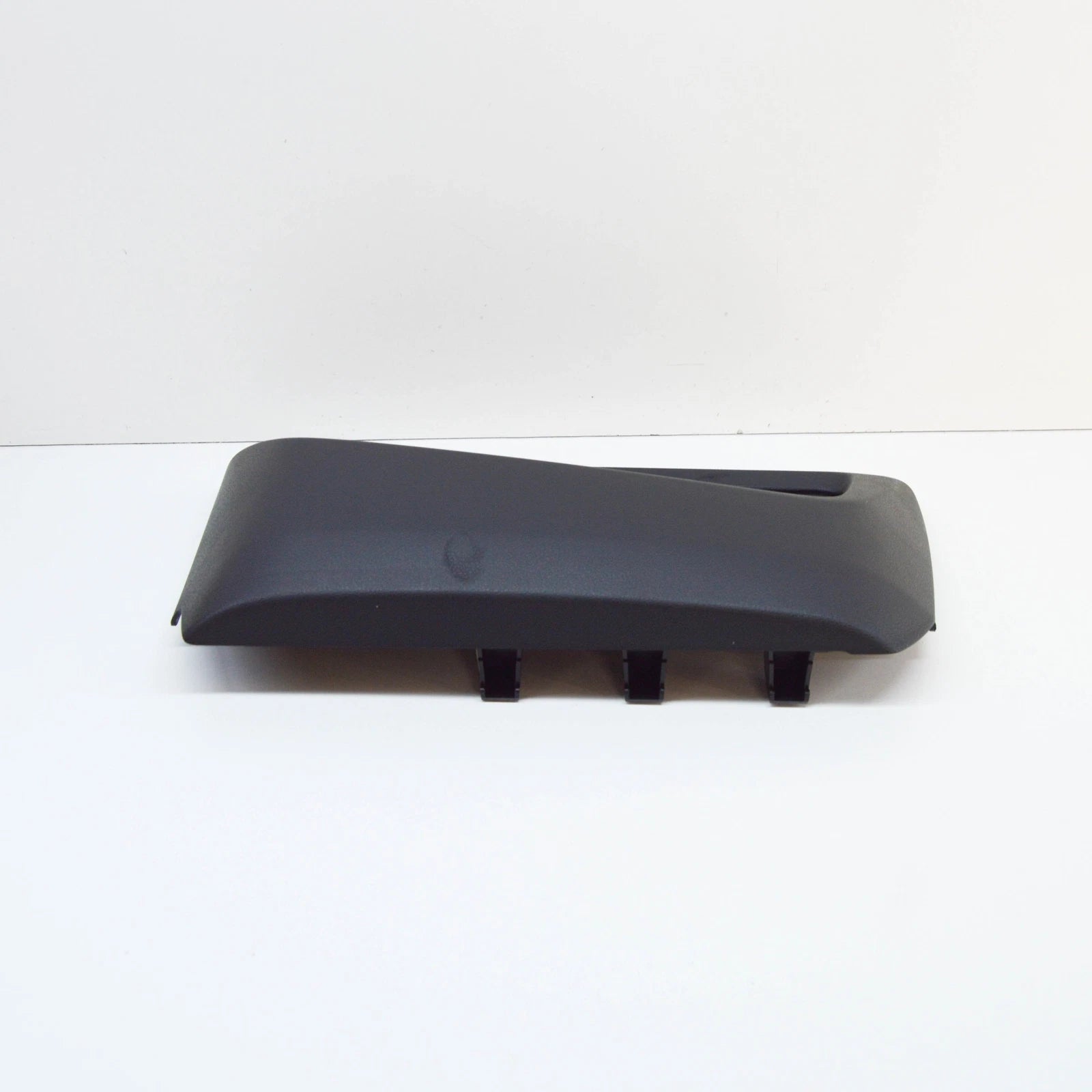 NEW MB VITO W447 FRONT RIGHT SEAT BASE OUTER TRIM A44791071029051 ORIGINAL