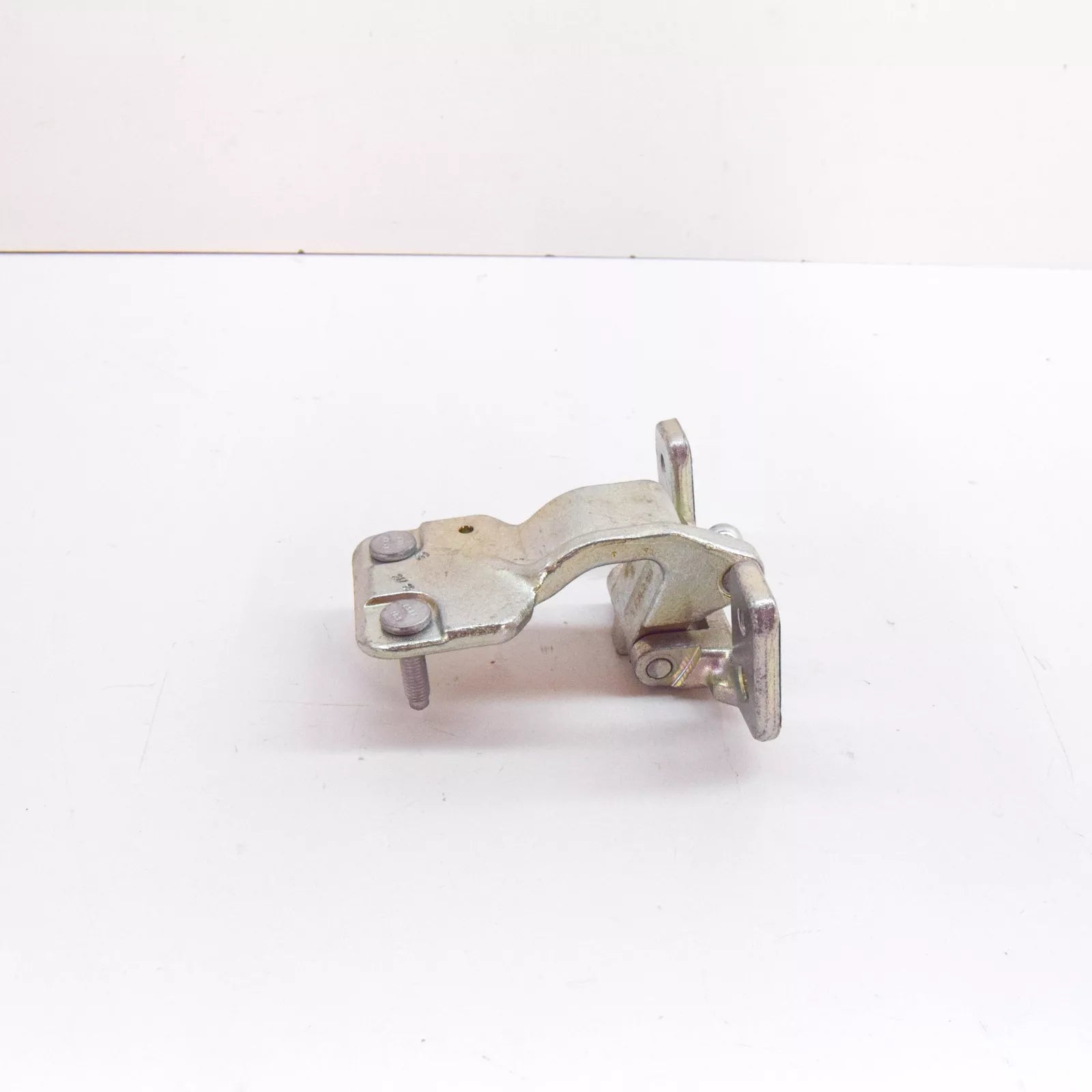 NEW MERCEDES-BENZ E W212 REAR LEFT SIDE BOOTLID HINGE A2127400337 ORIGINAL