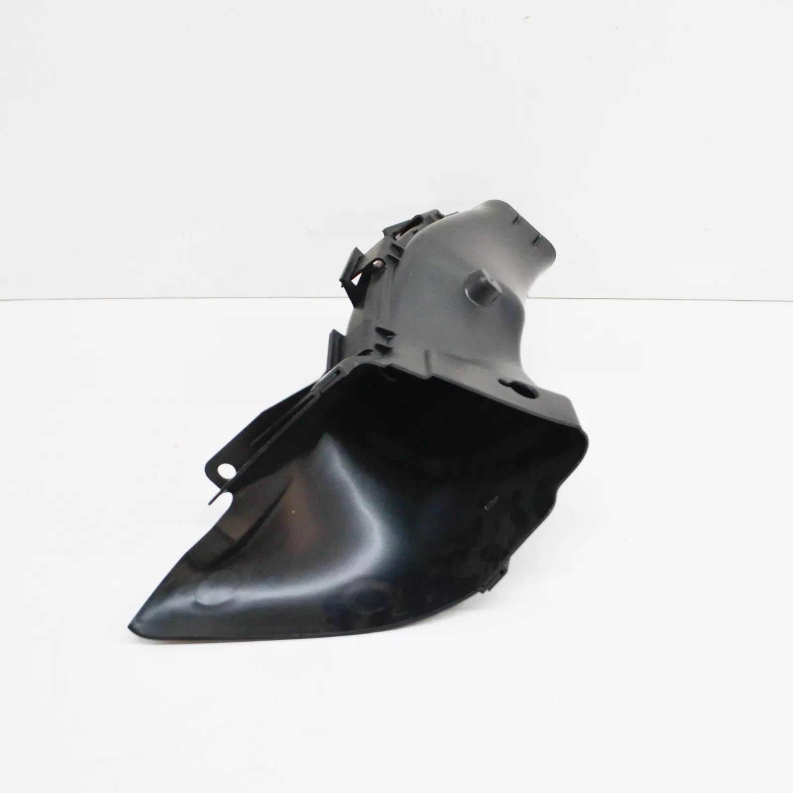 NEW BMW 3 E90 FRONT RIGHT BRAKE AIR DUCT 51747138416 7138416 ORIGINAL