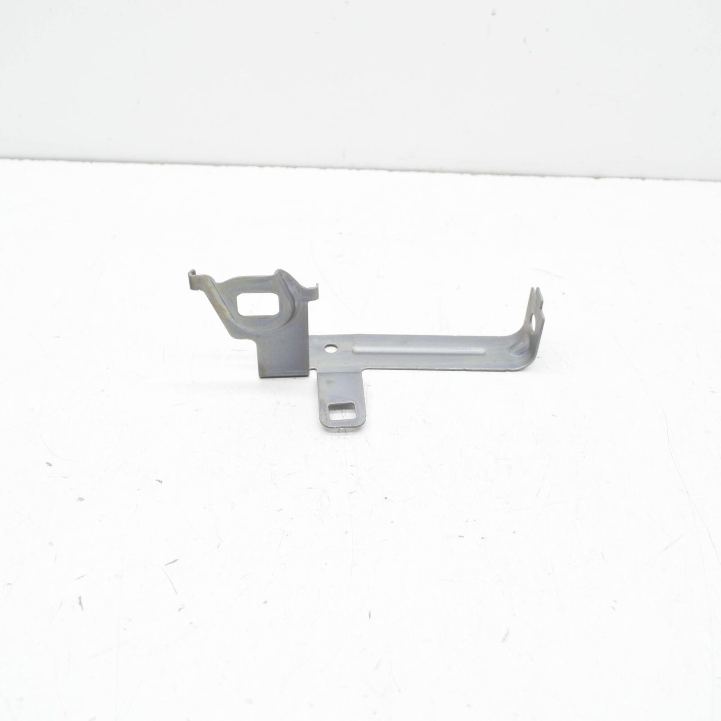 NEW MERCEDES-BENZ E W213 FRONT RIGHT ENGINE LINING BRACKET A2135244800 ORIGINAL