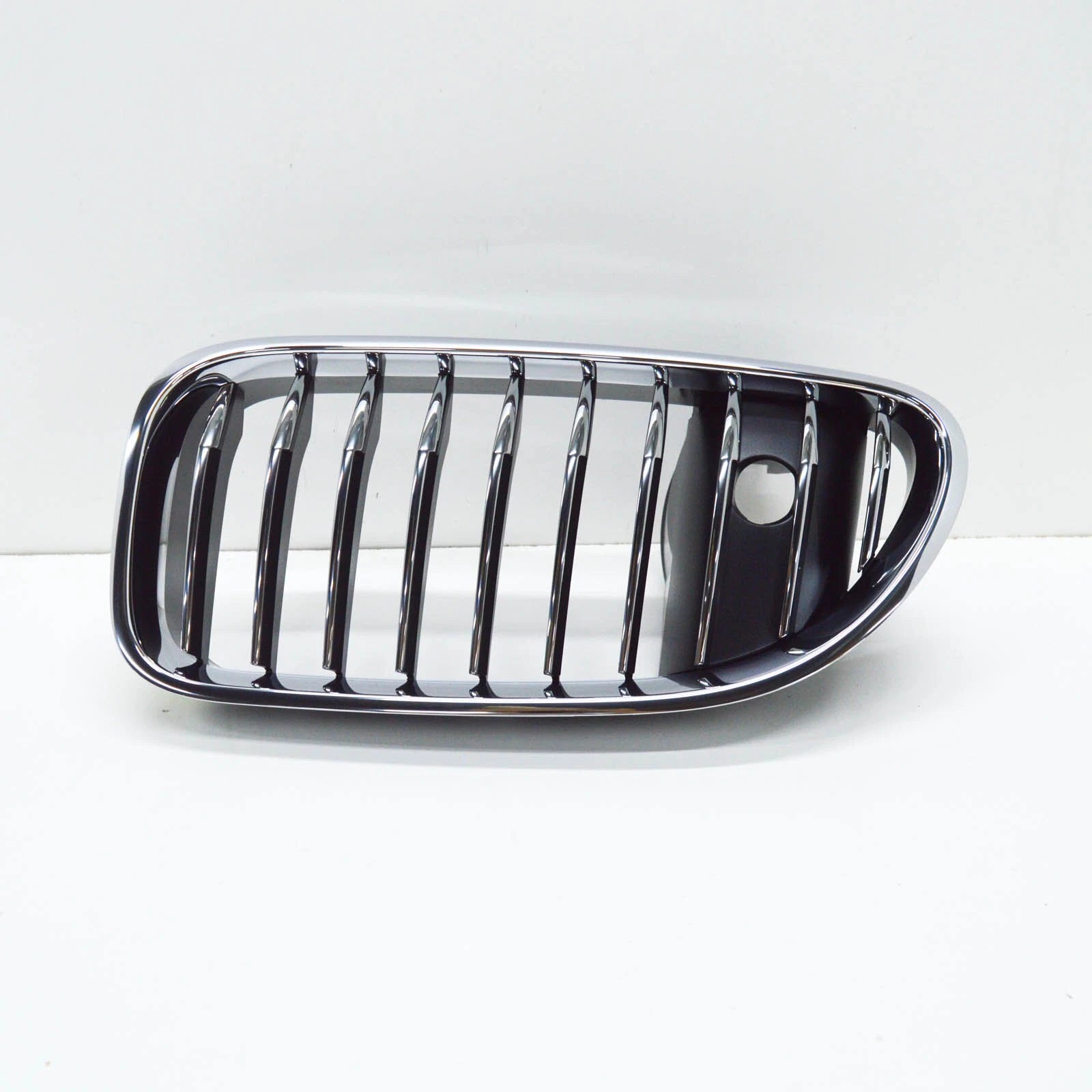 NEW BMW 6 F12 FRONT BUMPER LEFT SIDE RADIATOR GRILLE 51137212855 ORIGINAL