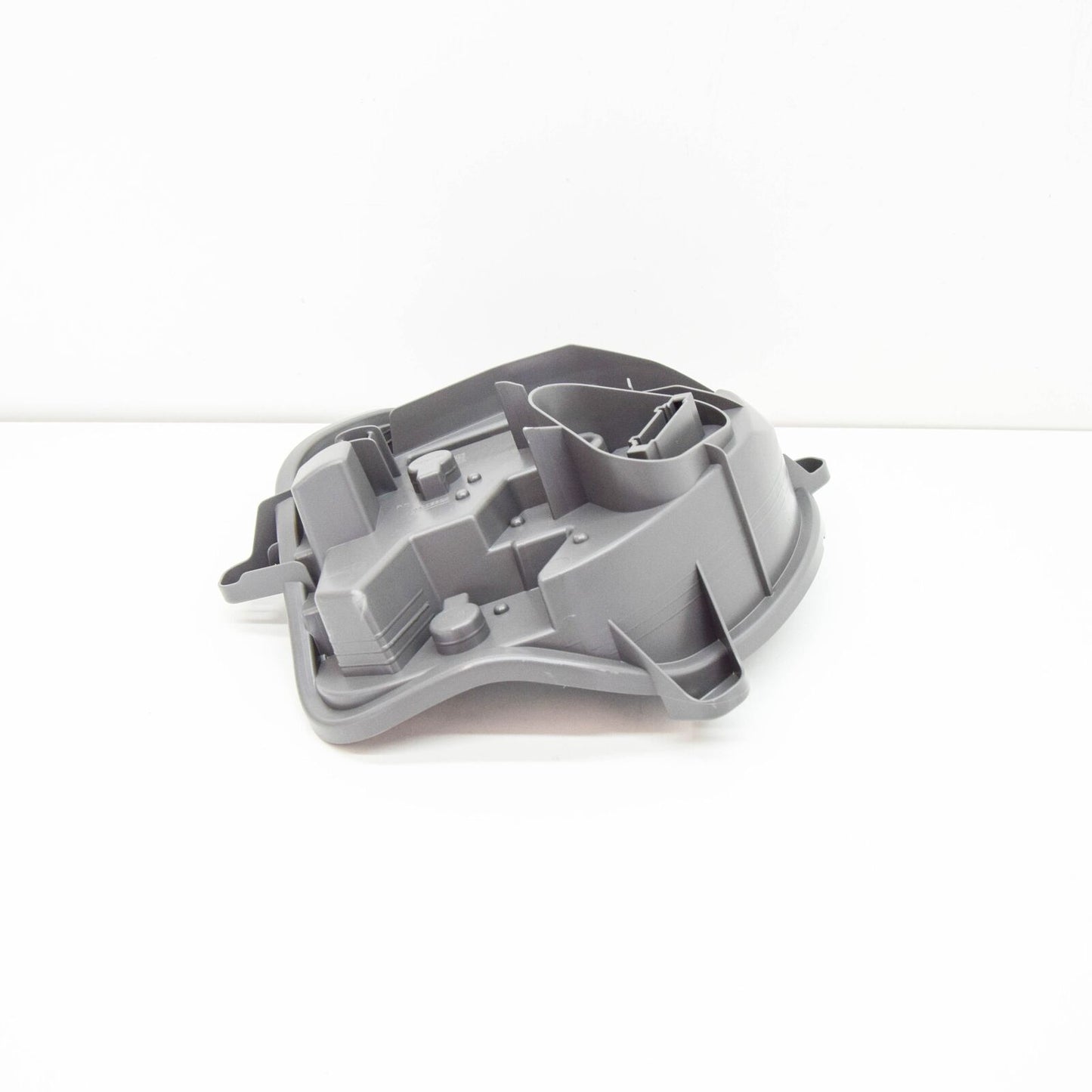 NEW MERCEDES-BENZ A W176 REAR RIGHT TAIL LAMP BULB MOUNT A1768200477 ORIGINAL