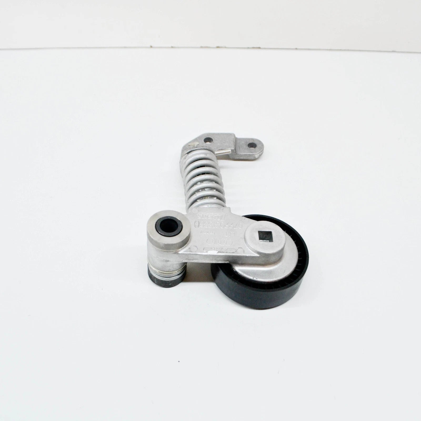 NEW AUDI A6 C7 ACCESSORY DRIVE BELT TENSIONER 079903133BG ORIGINAL