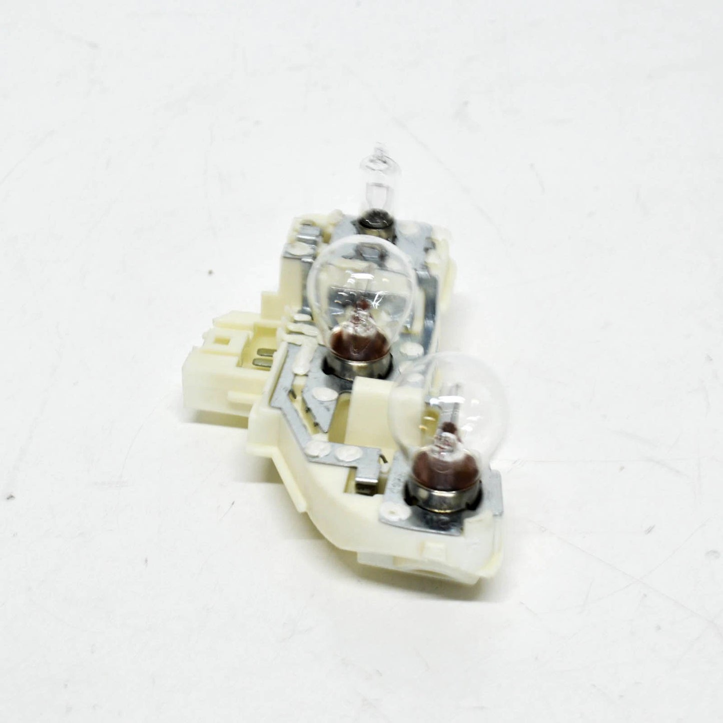 NEW BMW 3 E91 REAR LEFT TAIL LIGHT SOCKET BULB 63217183843 ORIGINAL