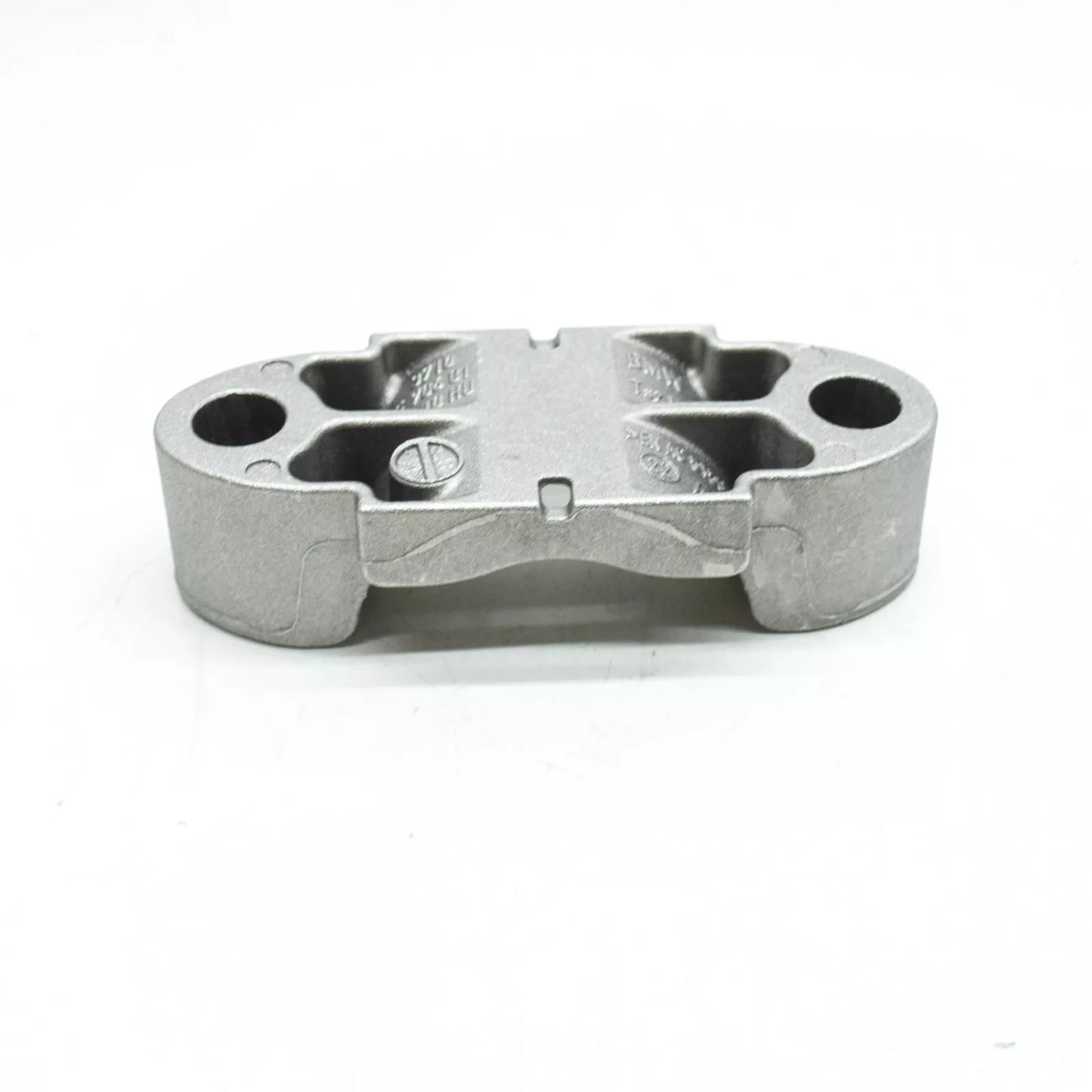 NEW BMW X5 G05 FRONT SUSPENSION STABILIZER SUPPORT 6865706 37106865706 ORIGINAL