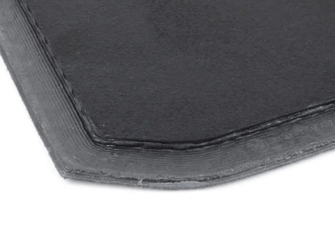 NEW BMW Z4 ROADSTER E85 TRUNK CARPET 51477016687 7016687 ORIGINAL