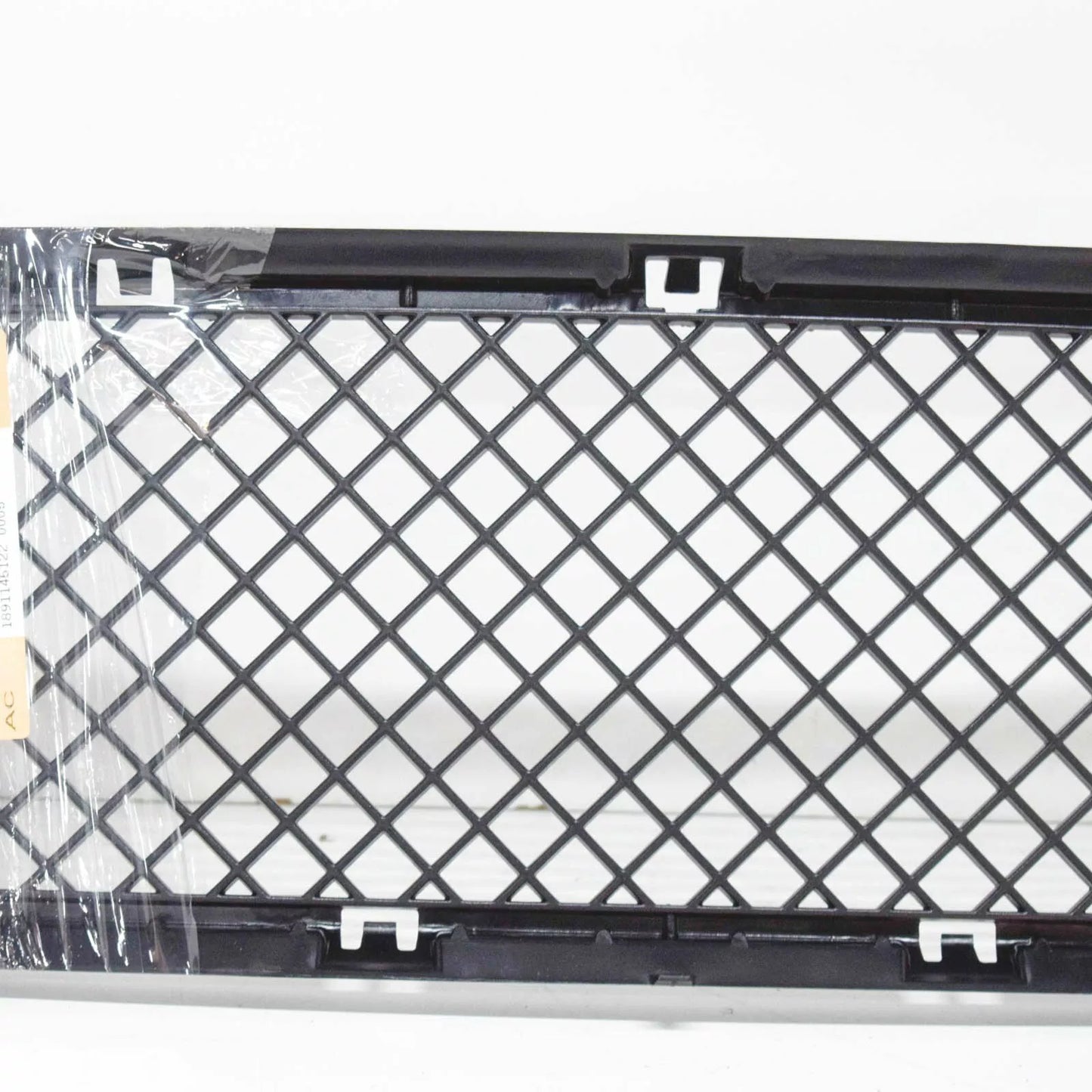 NEW BMW 5 E60 M SPORT FRONT LOWER BUMPER GRILLE 51117896586 ORIGINAL