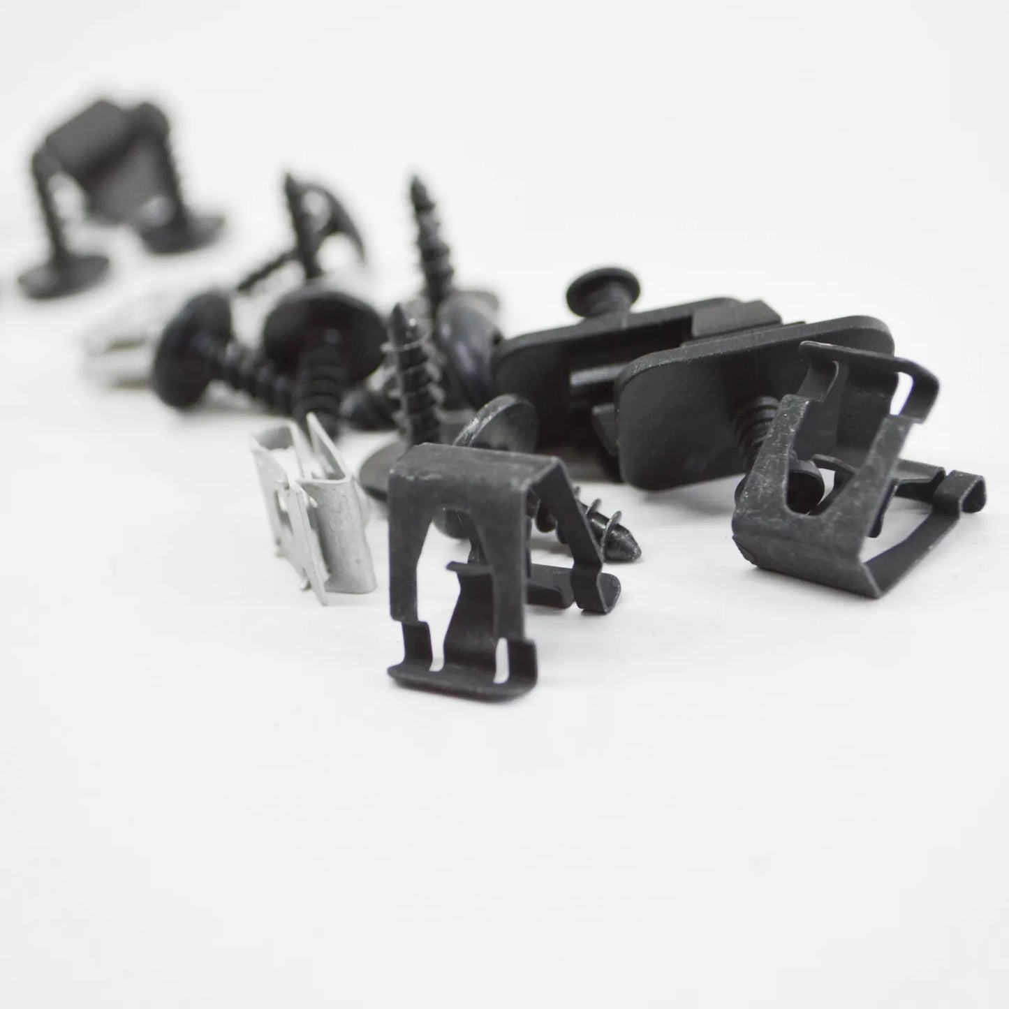 NEW VOLKSWAGEN CRAFTER SZ FRONT BUMPER FIXING REPAIR SET 7C0898623 ORIGINAL