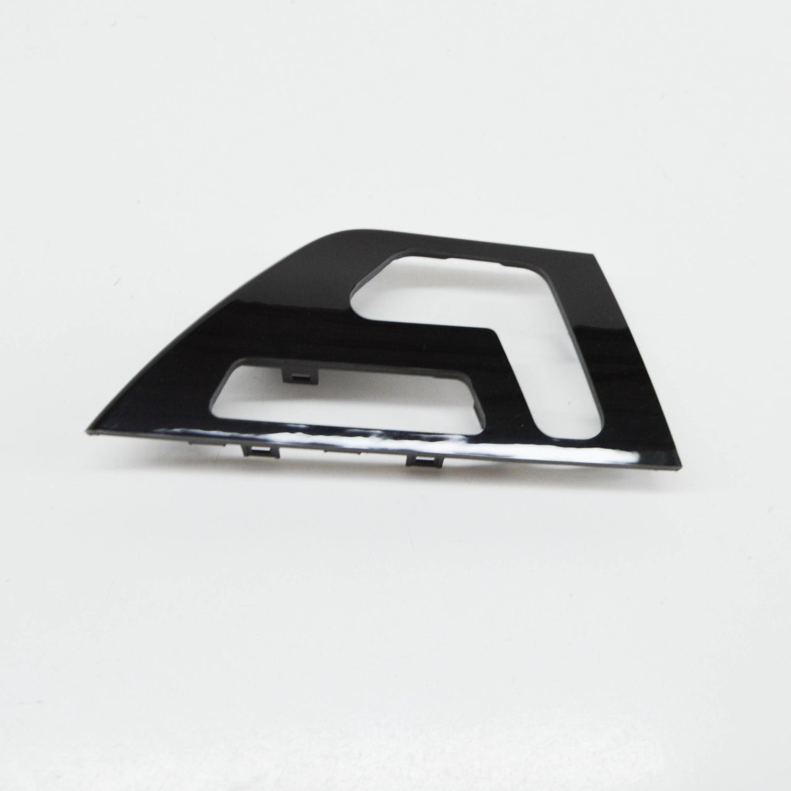 NEW MERCEDES-BENZ E C207 FRONT LEFT DOOR PANEL TRIM A20772019222A04 ORIGINAL