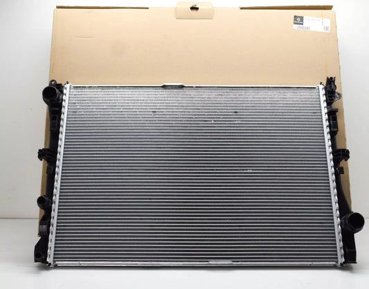 NEW MERCEDES-BENZ C W205 ENGINE COOLANT RADIATOR A0995002203 ORIGINAL
