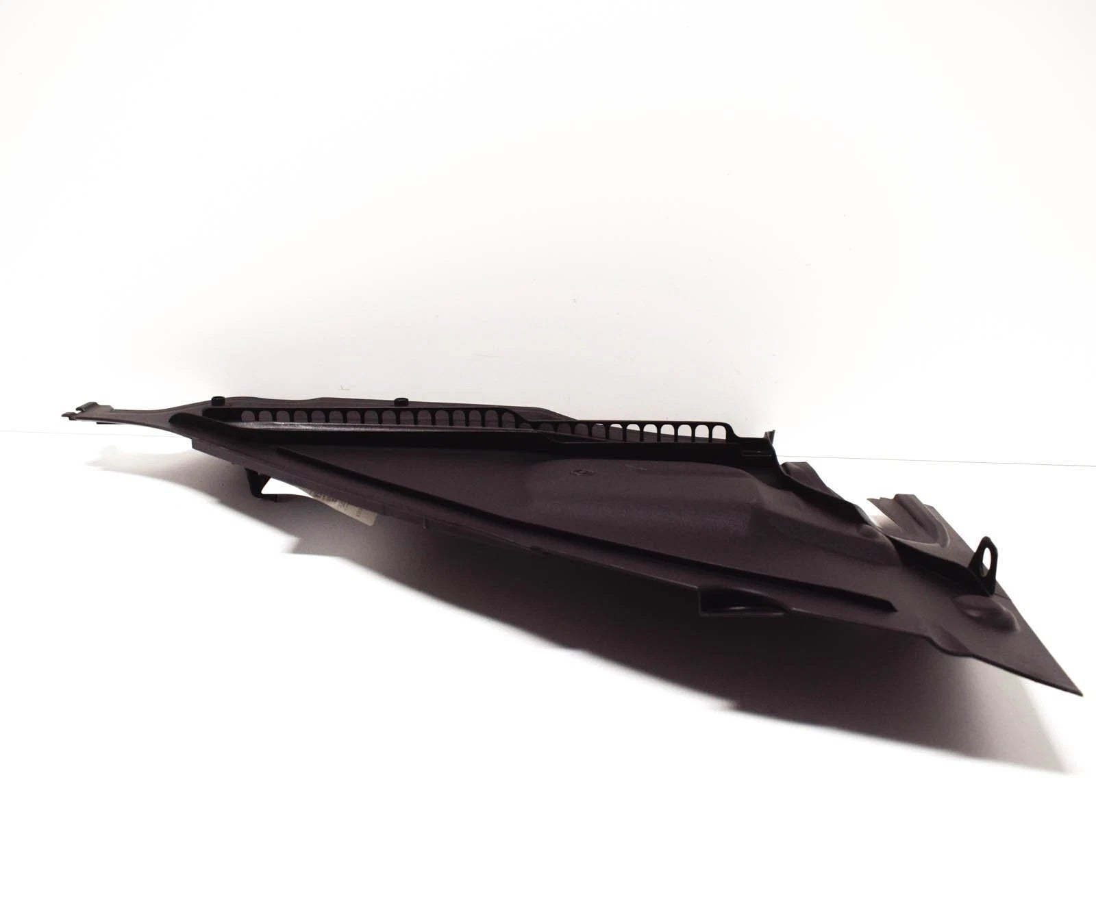 NEW BMW 3 F30 LEFT SIDE COWL COVER 51717405638 7405638 2012 ORIGINAL