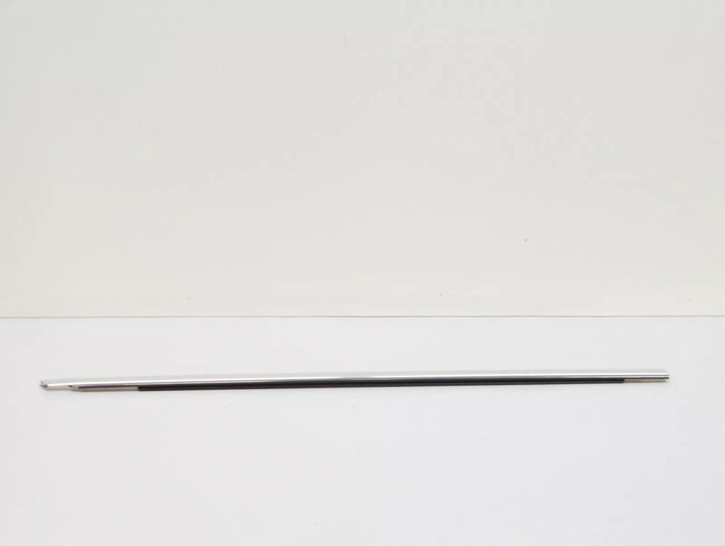 NEW AUDI A4 B9 FRONT RIGHT DOOR WINDOW BELT MOLDING 8W0853284E2ZZ ORIGINAL