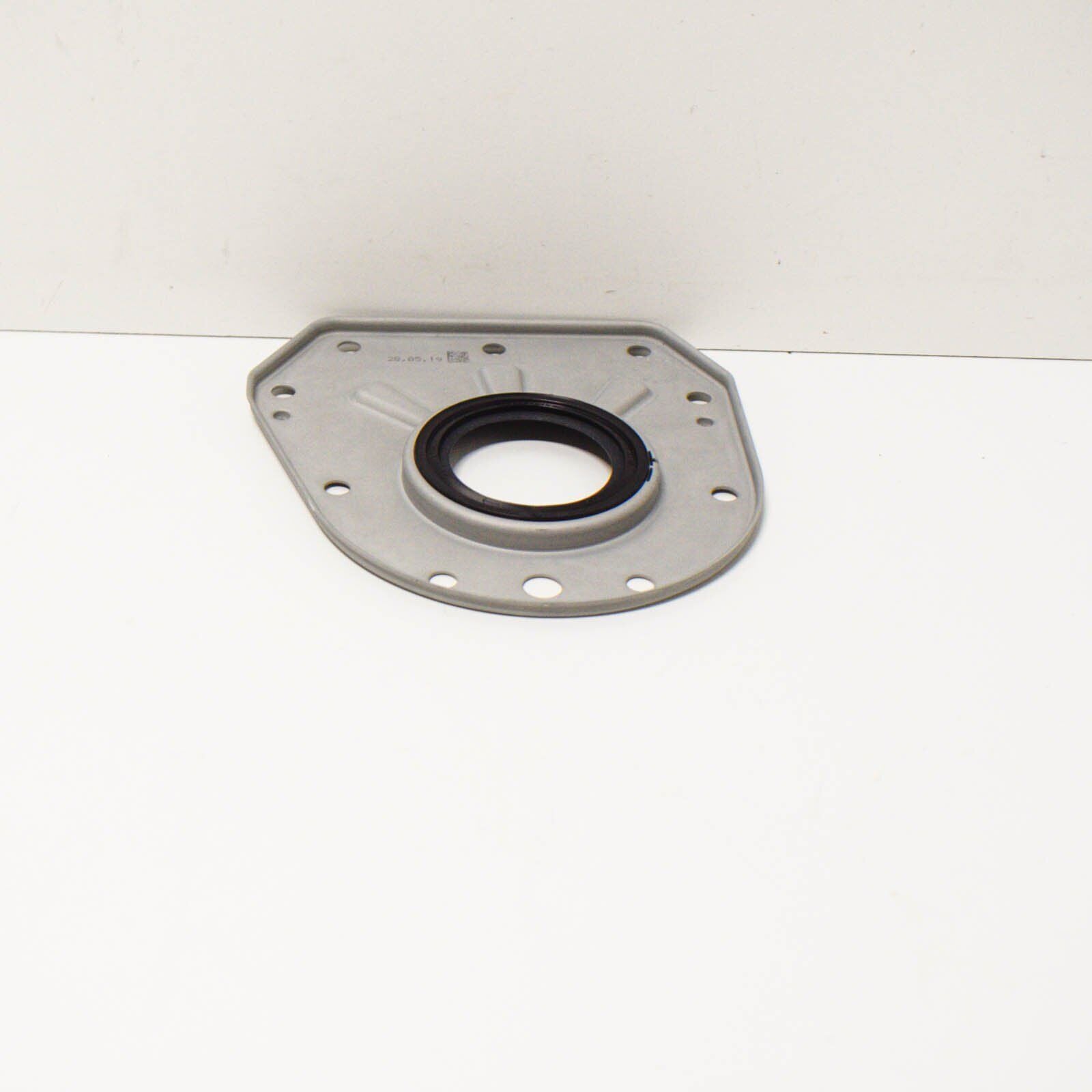 NEW MERCEDES-BENZ C-CLASS W205 AMG C 63 TIMING COVER A1770100400 4.0 P 350KW