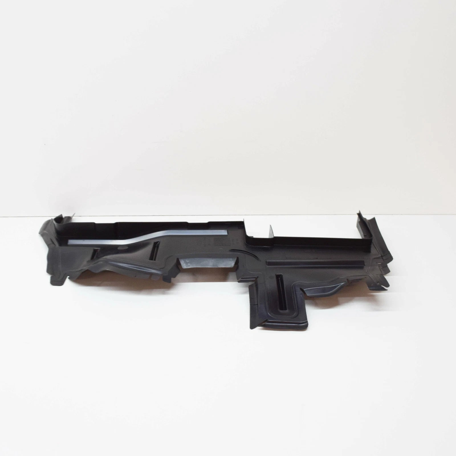 NEW AUDI A6 C7 LEFT RADIATOR AIR GUIDE 4G0121283BF