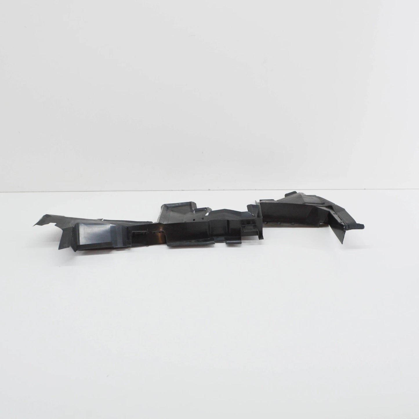 NEW AUDI Q5 8R RADIATOR RIGHT AIR GUIDE 8R0121284P ORIGINAL