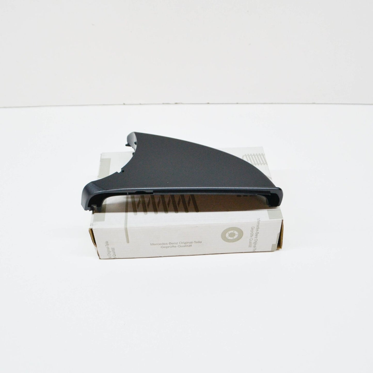 NEW MB A W176 FRONT LEFT DOOR MIRROR COVER CAP LHD A1768100115 ORIGINAL