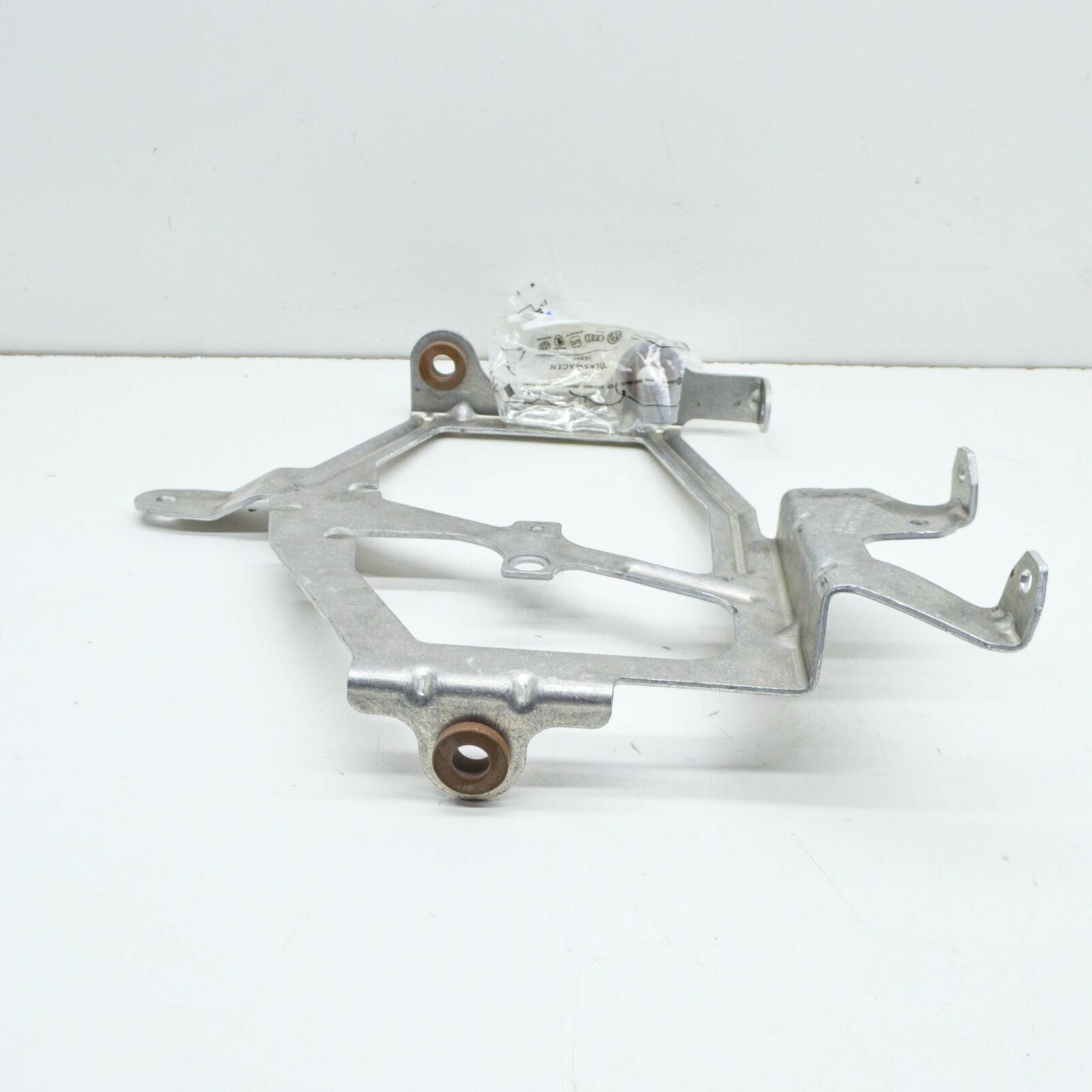 NEW AUDI A8 4H LEFT AUXILIARY RADIATOR HOLDER BRACKET 4H0121239B ORIGINAL